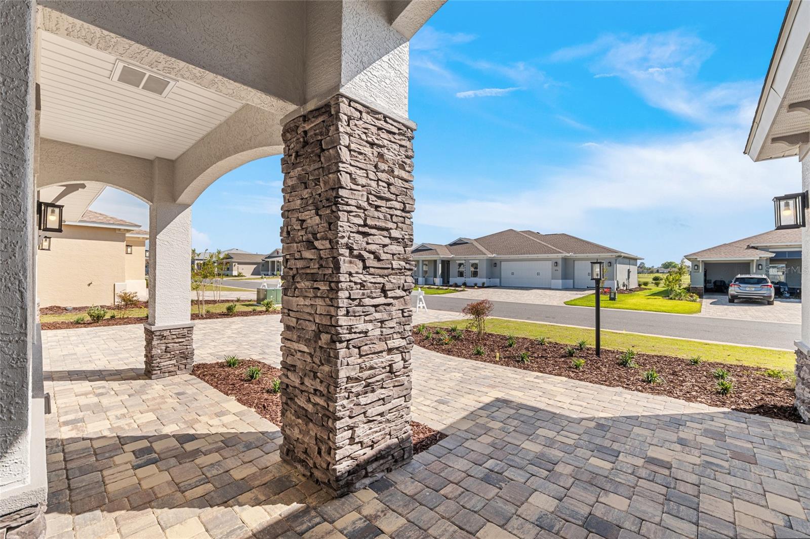 Image 9 of 61 For 10139 82nd Place Road