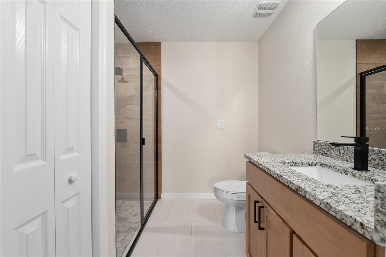 Image 20 of 39 For 13885 101st Street