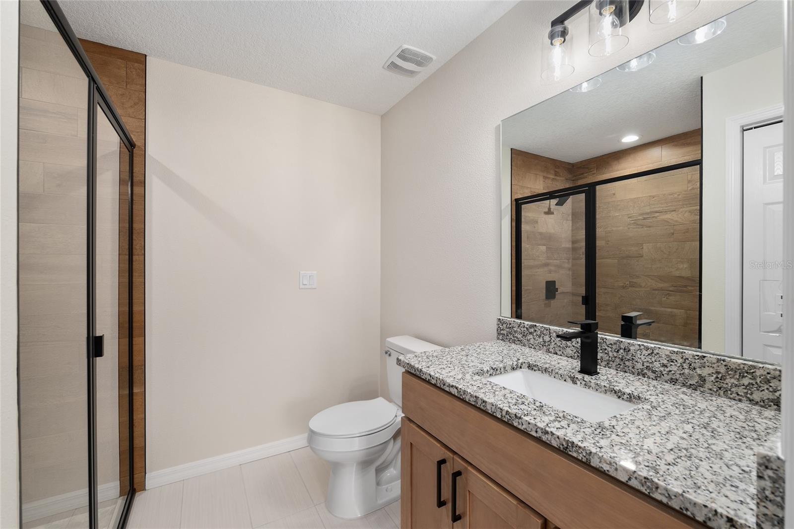 Image 21 of 39 For 13885 101st Street