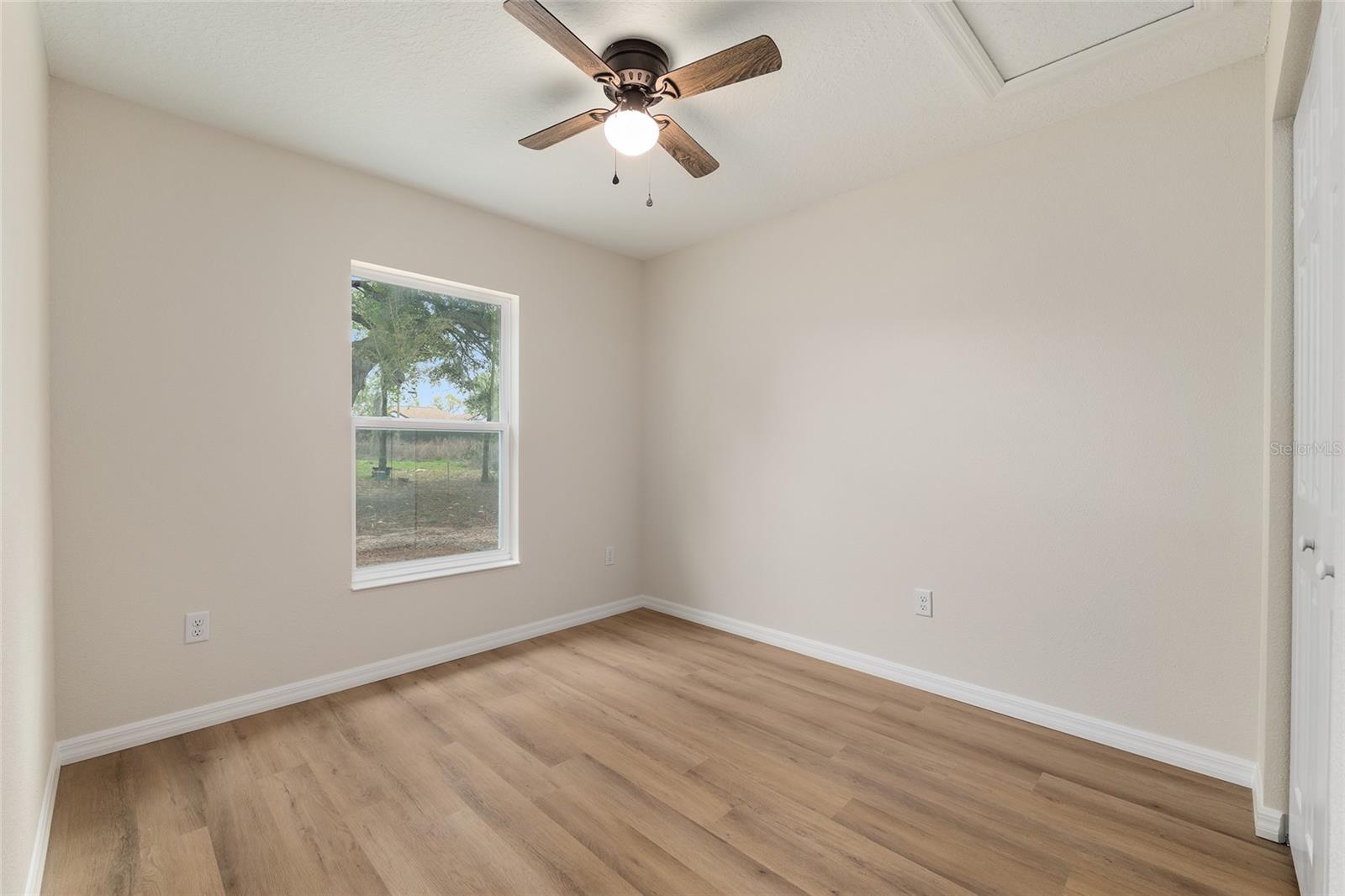 Image 30 of 39 For 13885 101st Street