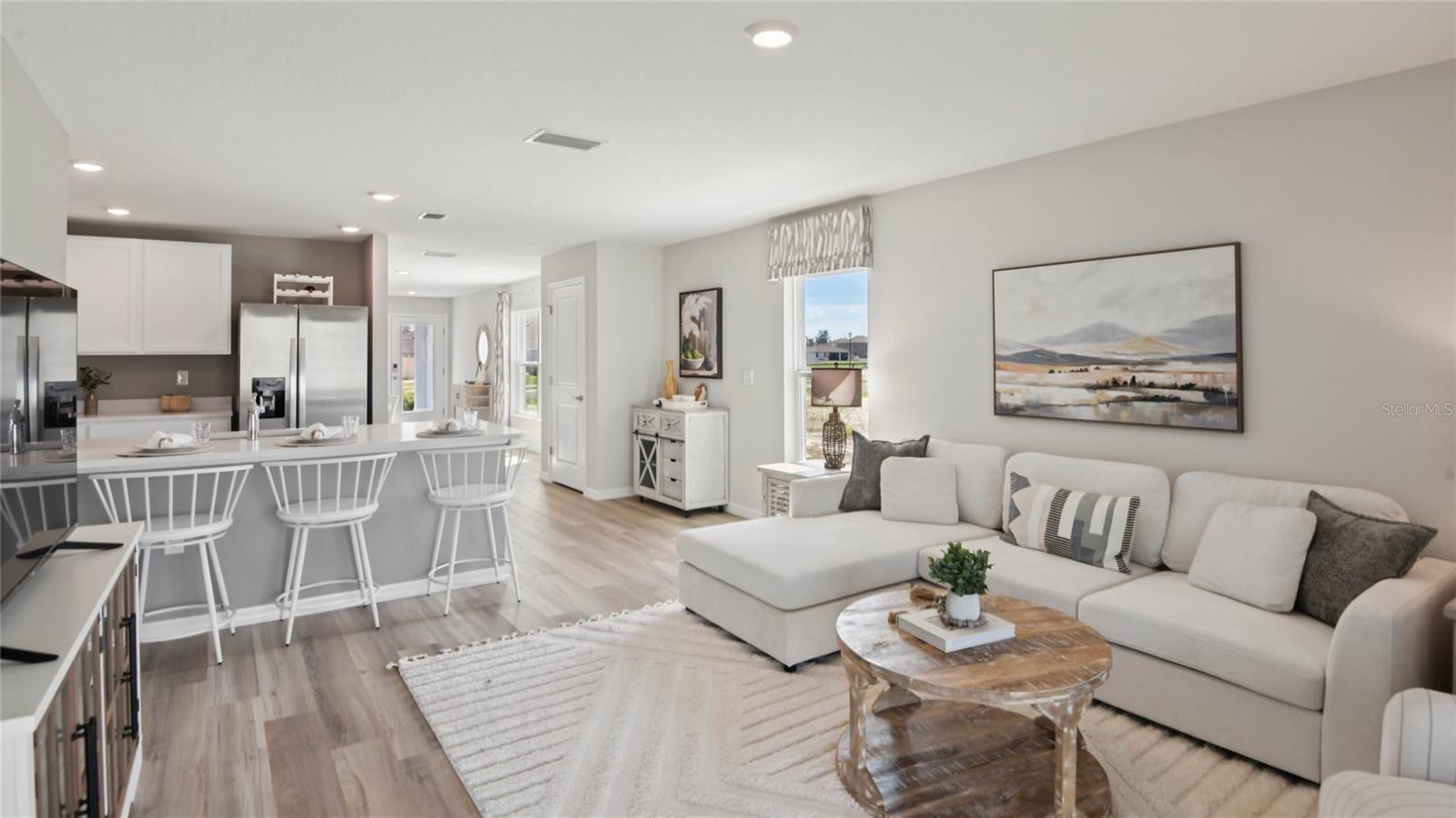 Listing photo id 8 for 9233 47th Court