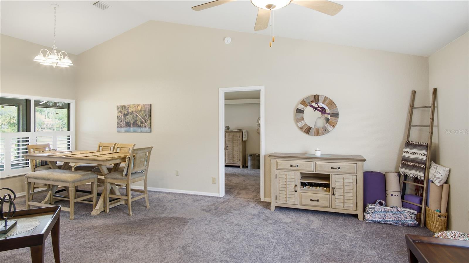 Image 18 of 62 For 11635 Blue Cove Drive