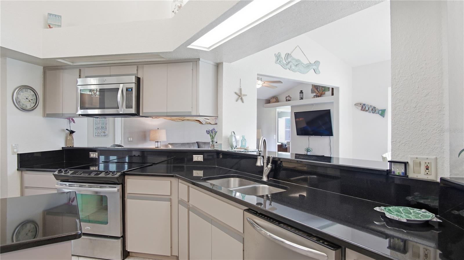 Image 22 of 62 For 11635 Blue Cove Drive