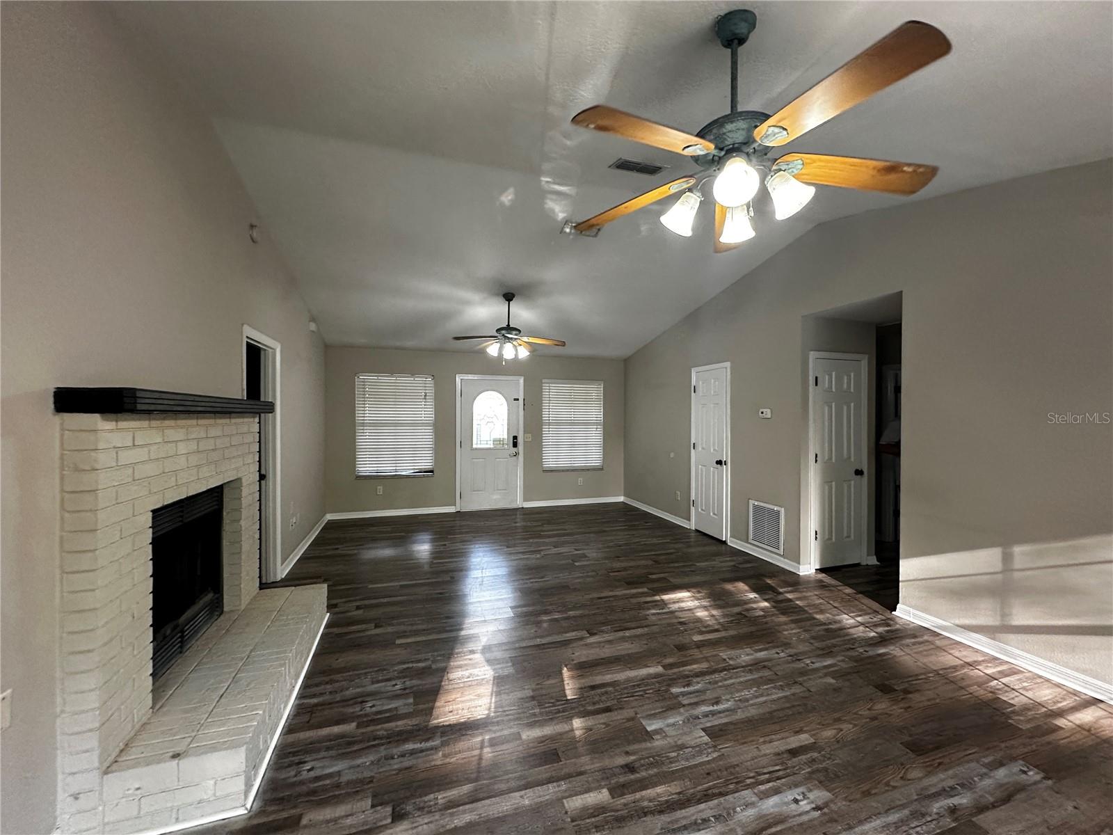 Image 2 of 12 For 44 Teak Course