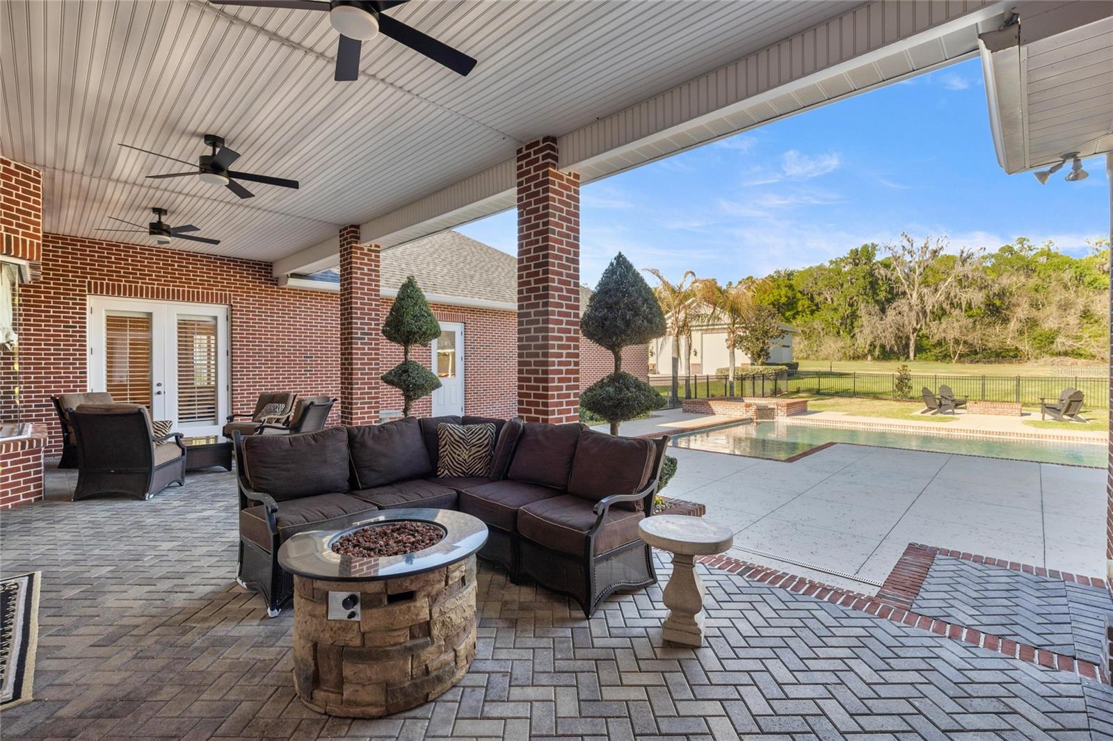 Image 62 of 76 For 8064 15th Court