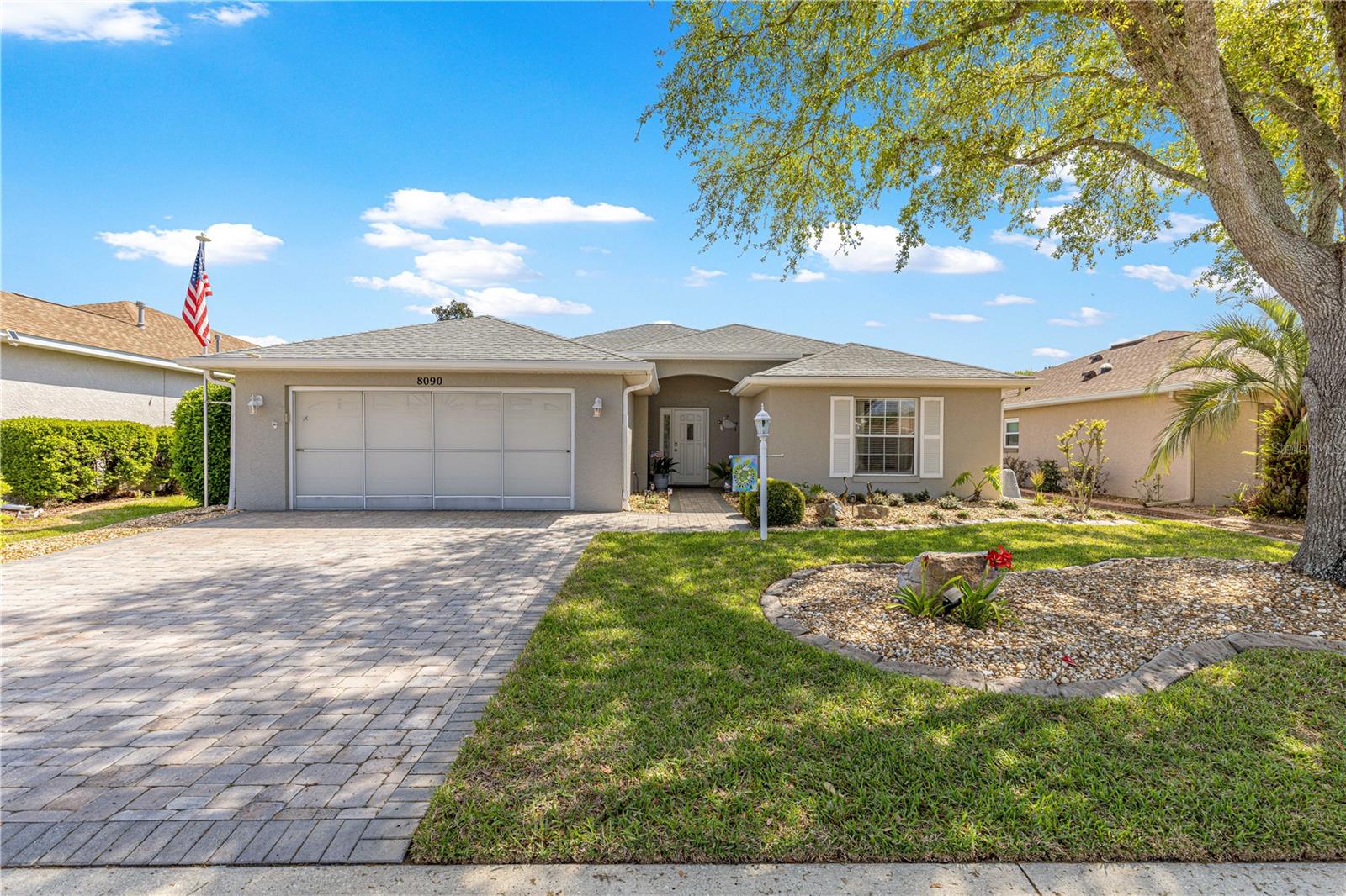 Image 2 of 37 For 8090 81st Loop