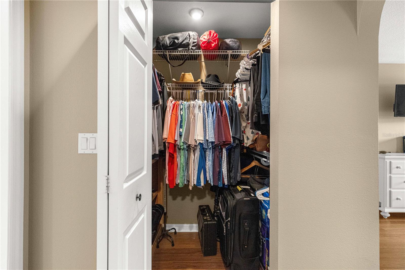 Image 26 of 37 For 8090 81st Loop