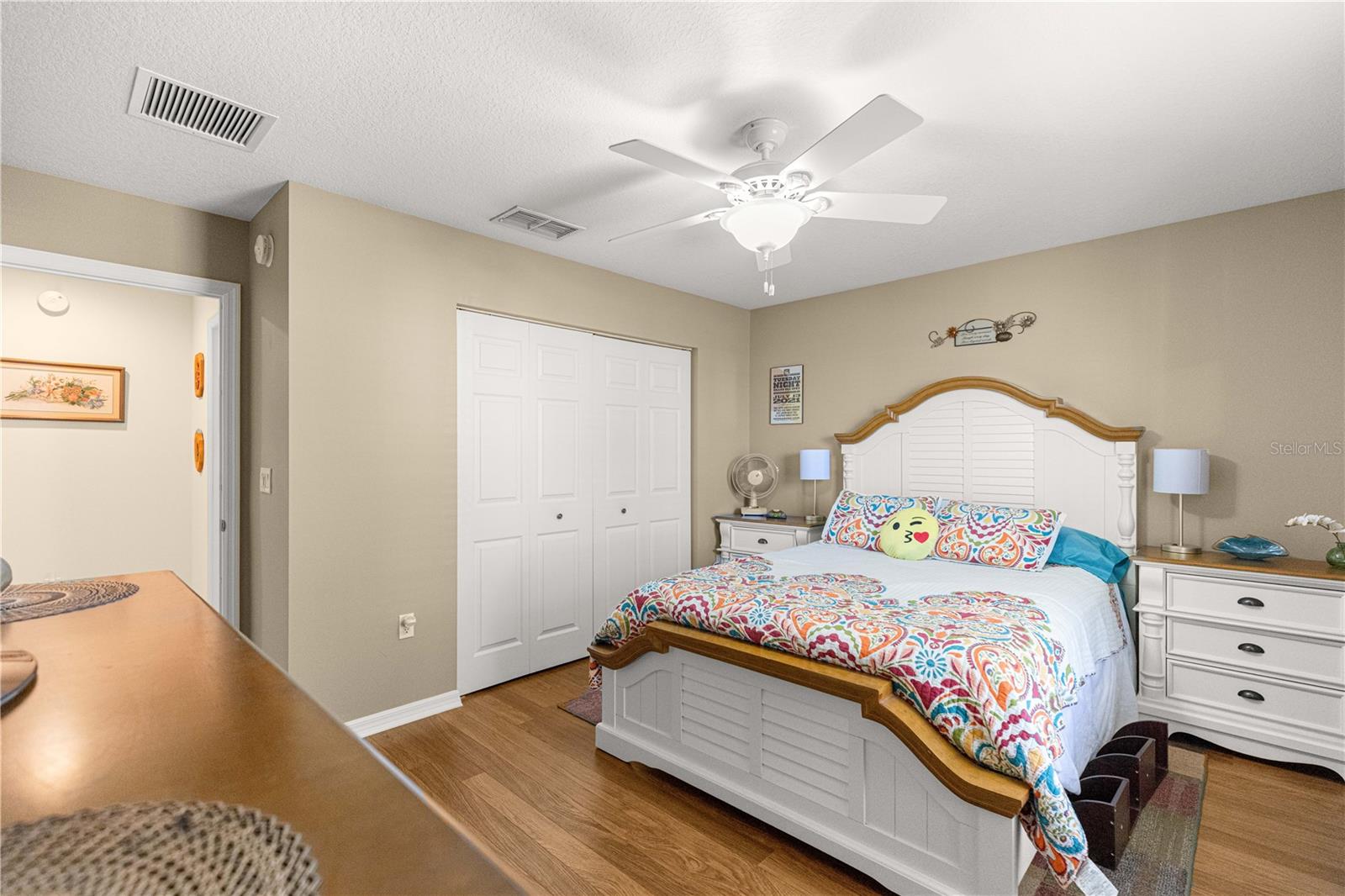 Image 30 of 37 For 8090 81st Loop