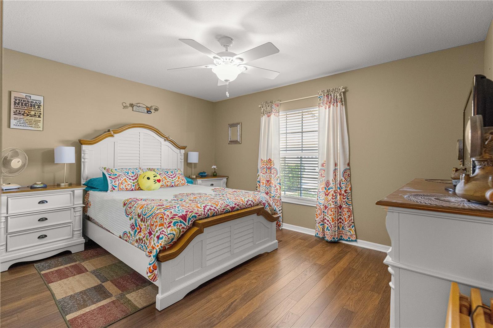 Image 31 of 37 For 8090 81st Loop