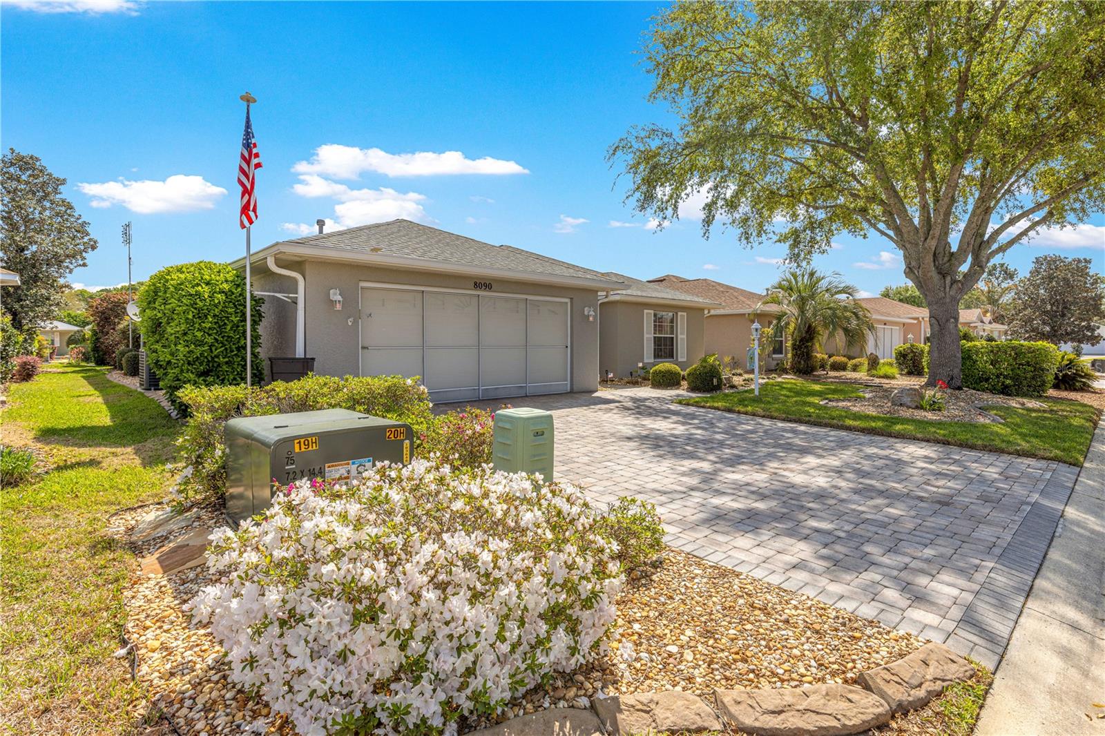 Image 4 of 37 For 8090 81st Loop