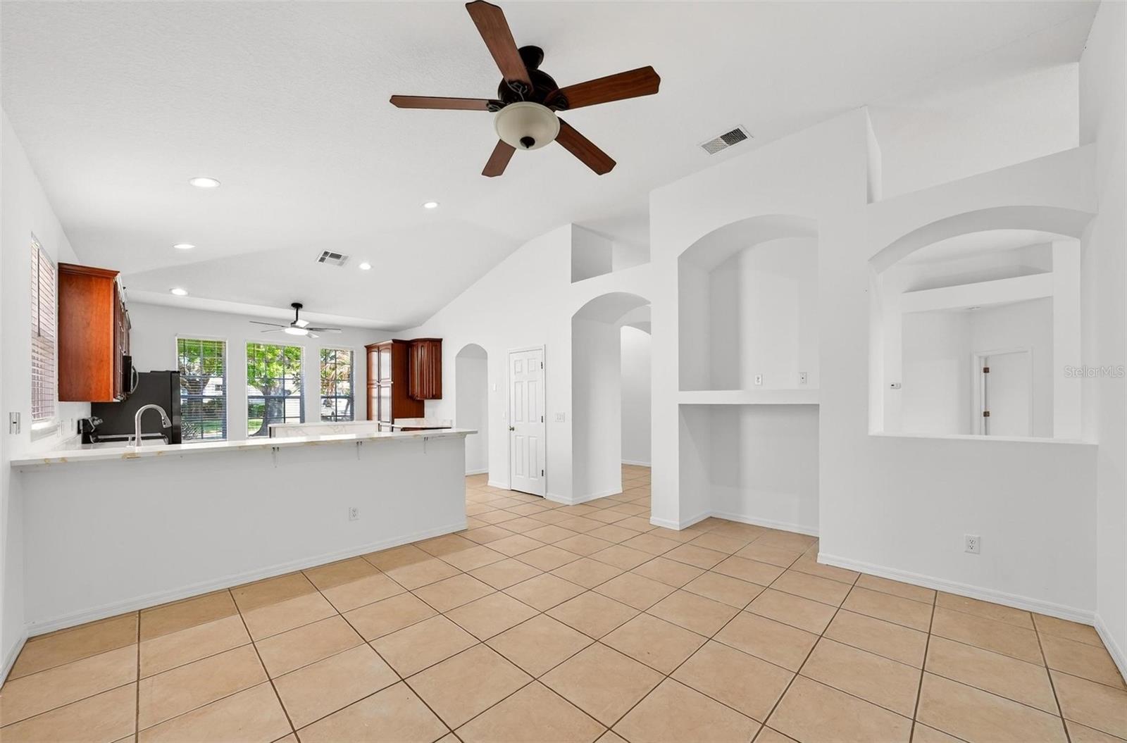 Image 15 of 73 For 7006 Pine Hollow Drive