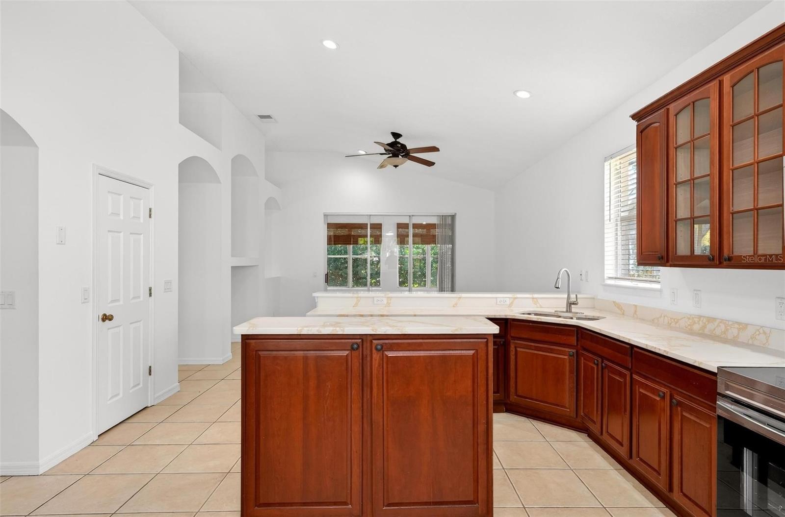 Image 21 of 73 For 7006 Pine Hollow Drive