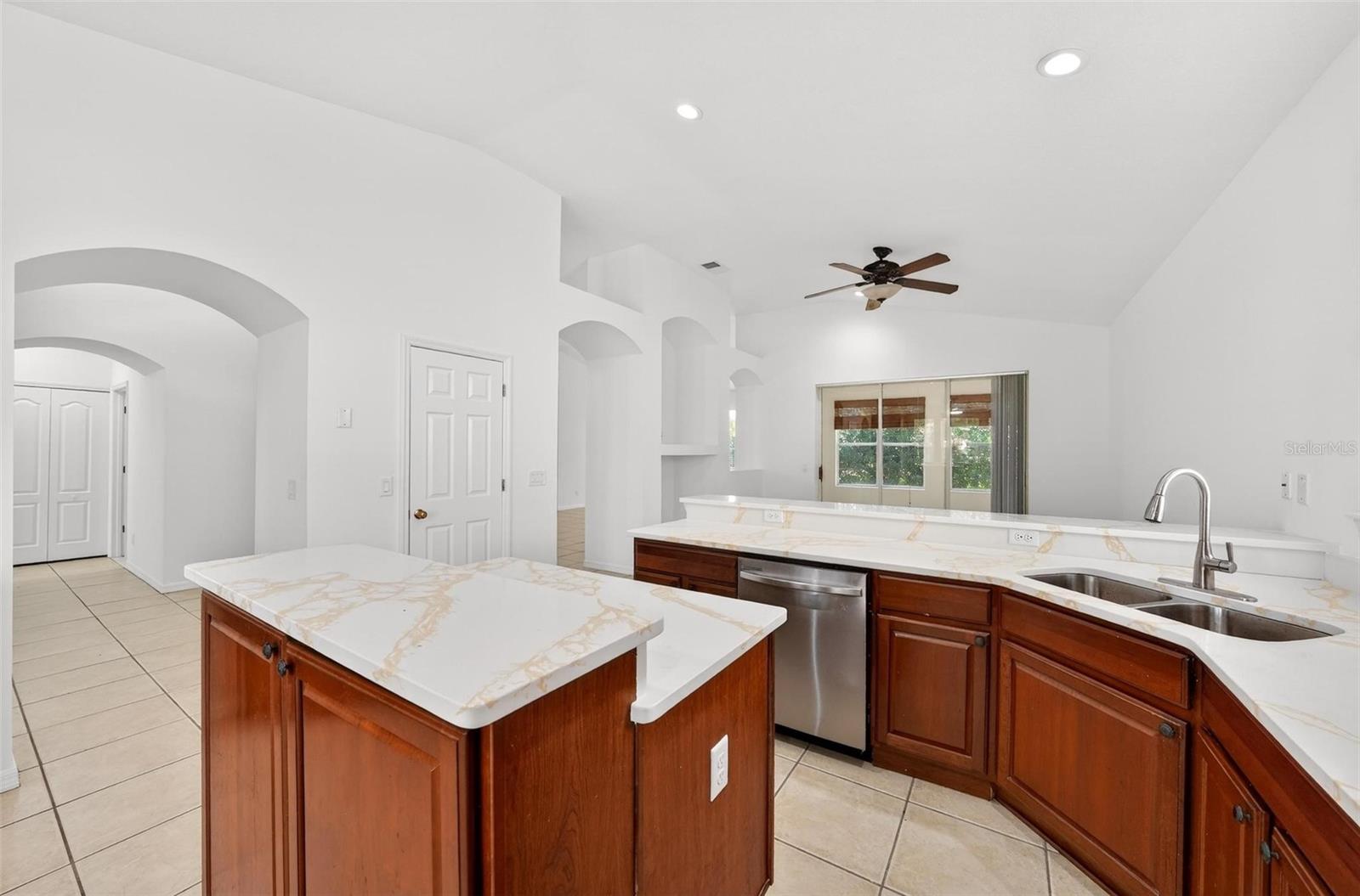 Image 23 of 73 For 7006 Pine Hollow Drive