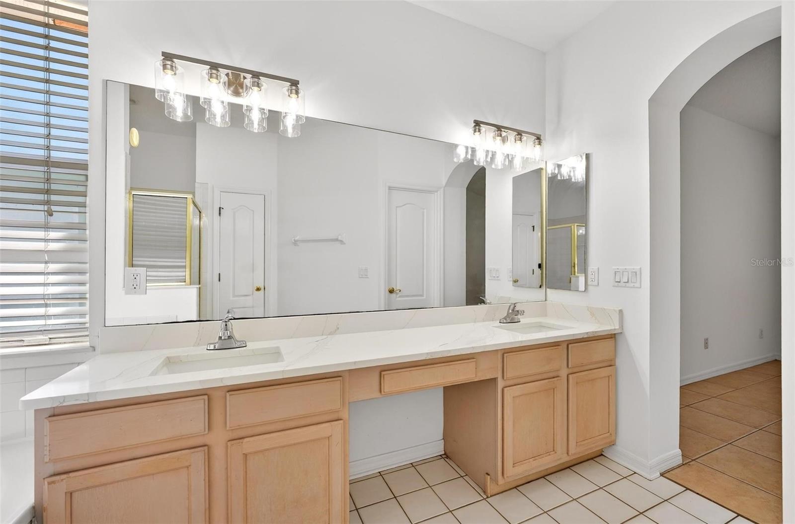 Image 32 of 73 For 7006 Pine Hollow Drive