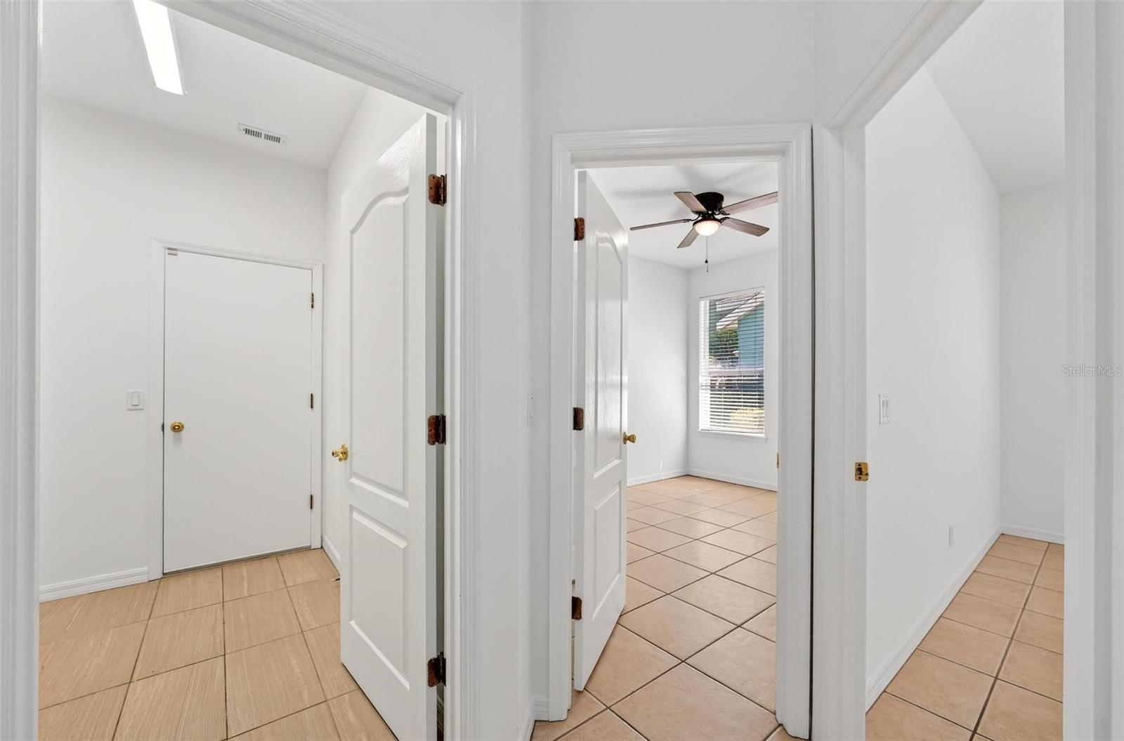 Image 39 of 73 For 7006 Pine Hollow Drive