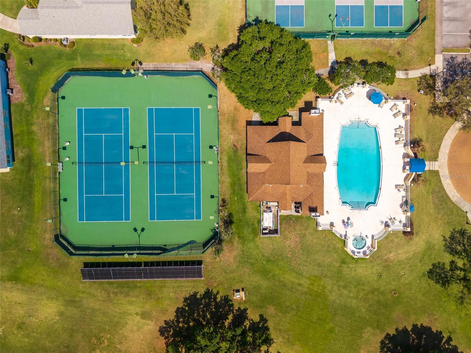 Image 63 of 73 For 7006 Pine Hollow Drive