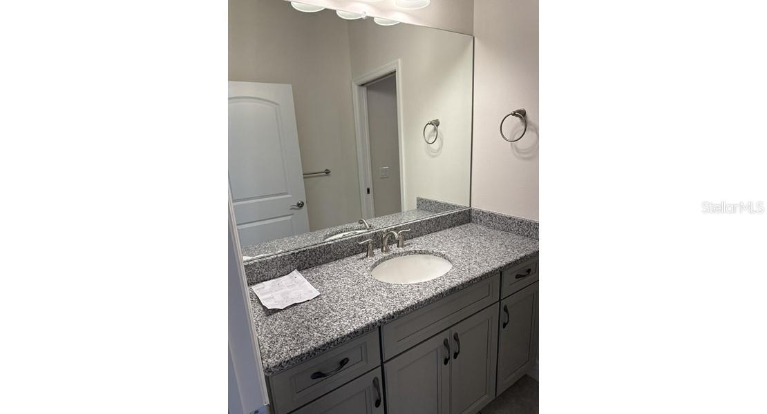 Listing photo id 9 for 2573 Tulsa Avenue