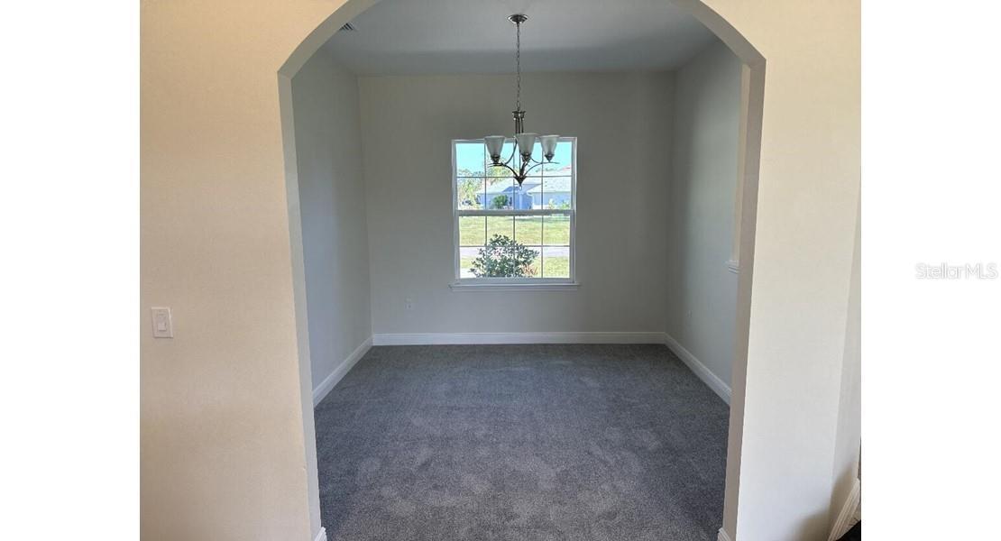 Listing photo id 1 for 2573 Tulsa Avenue