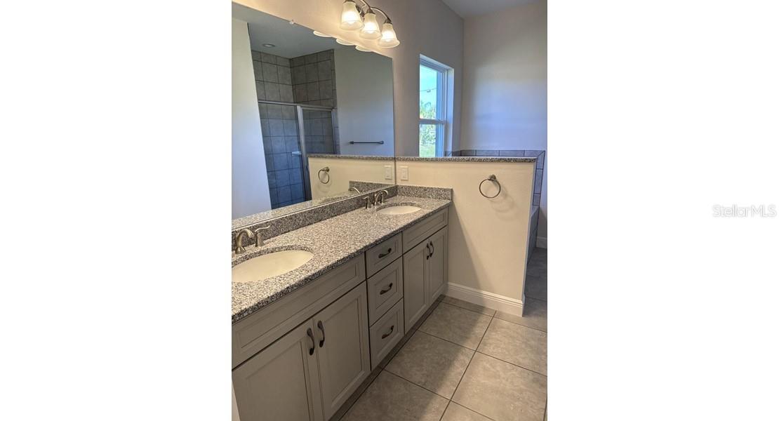 Listing photo id 6 for 2573 Tulsa Avenue