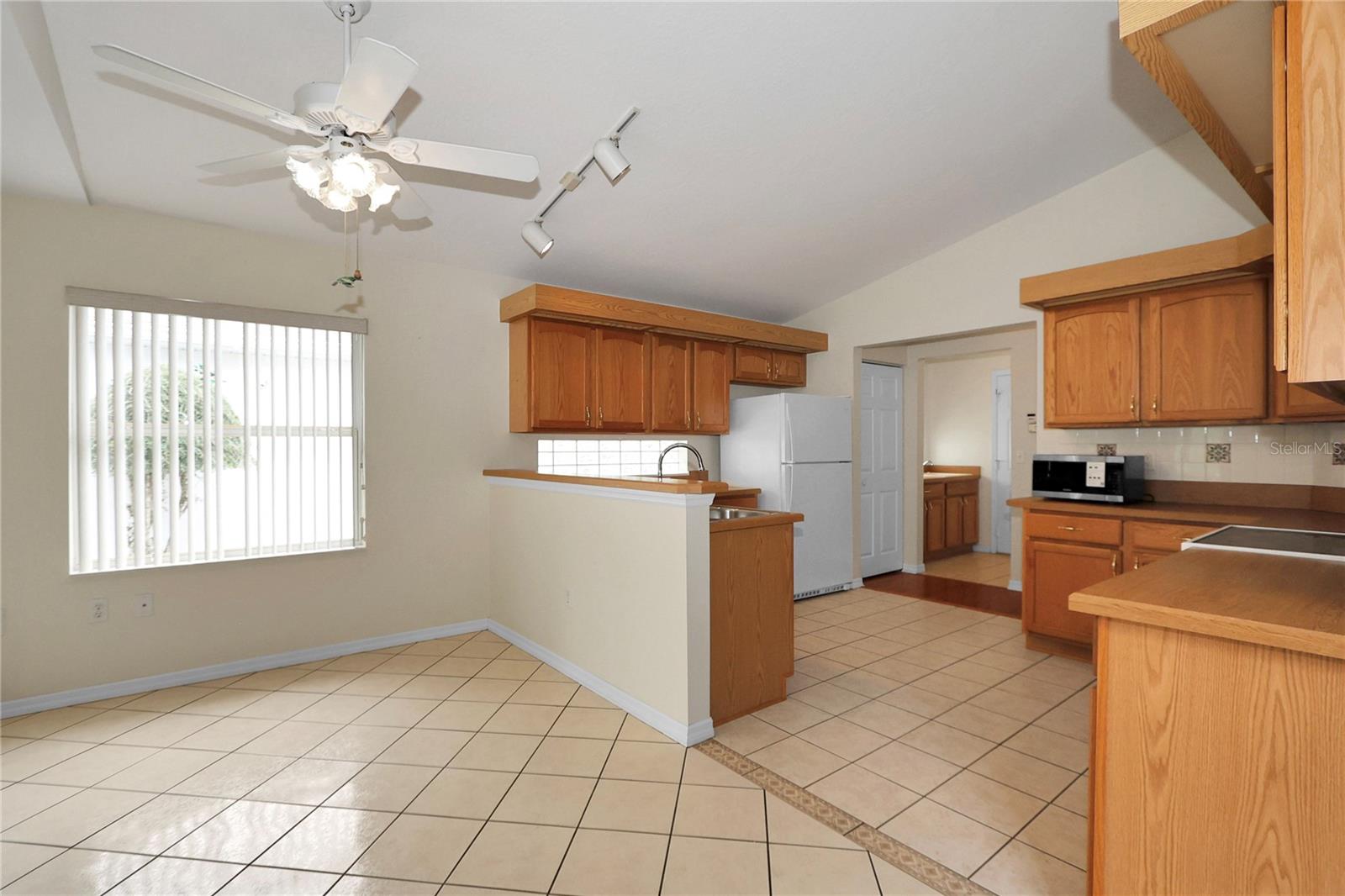 Image 18 of 60 For 6318 117th Loop