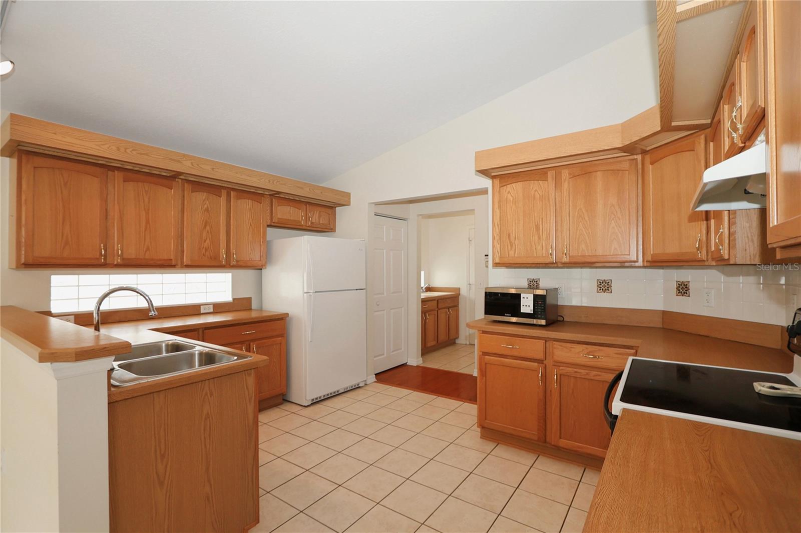 Image 19 of 60 For 6318 117th Loop