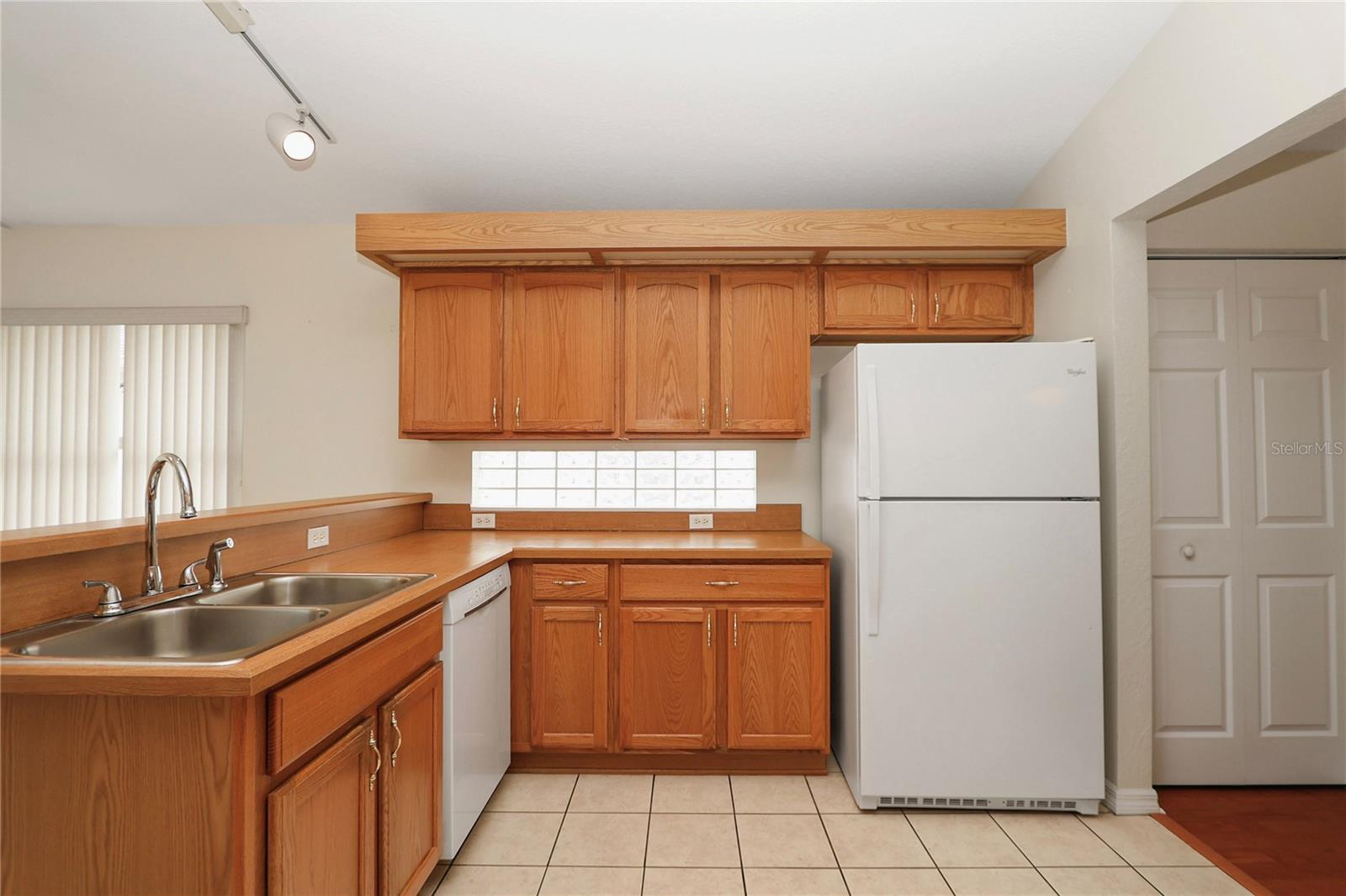 Image 21 of 60 For 6318 117th Loop