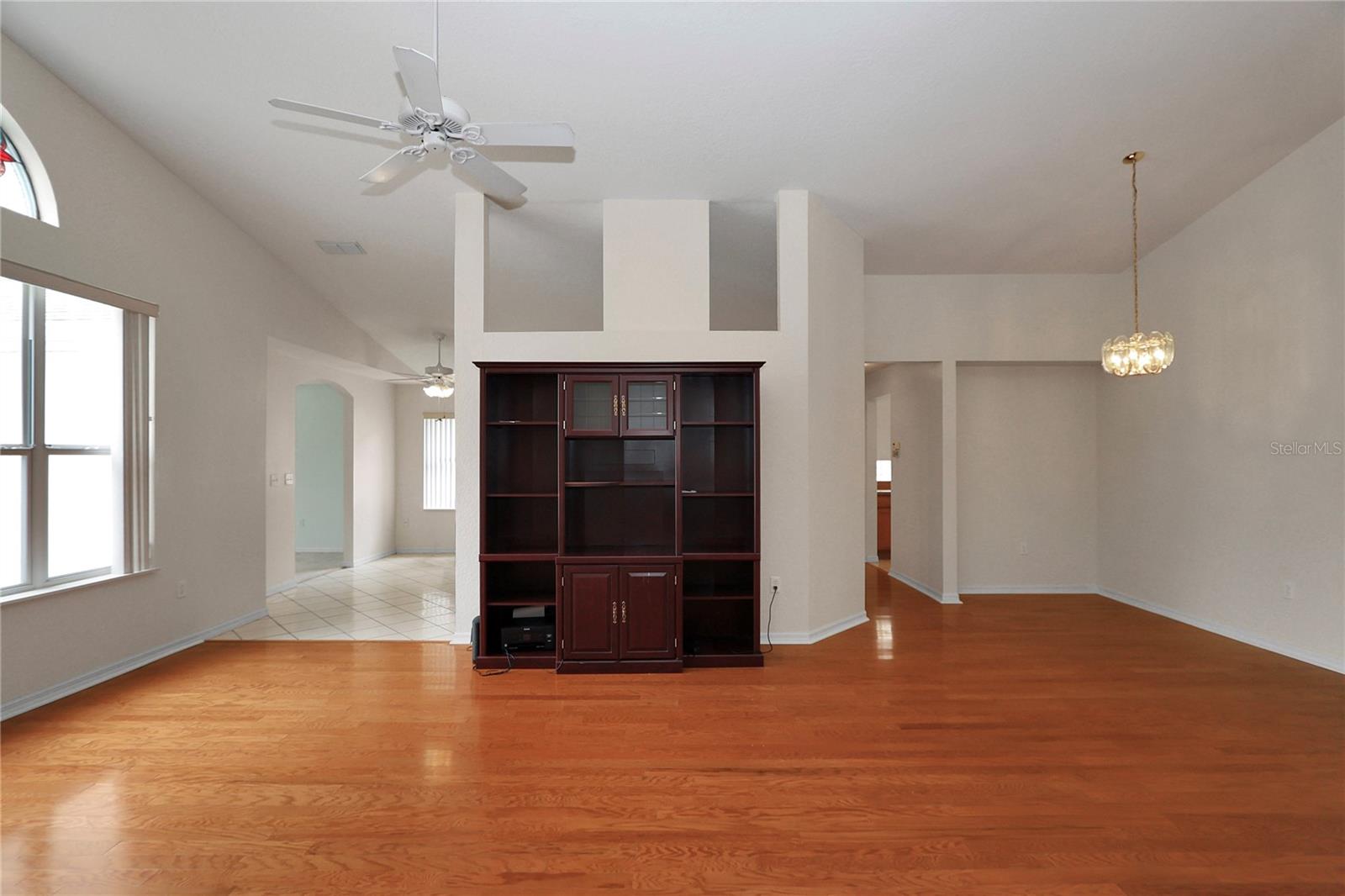 Image 9 of 60 For 6318 117th Loop