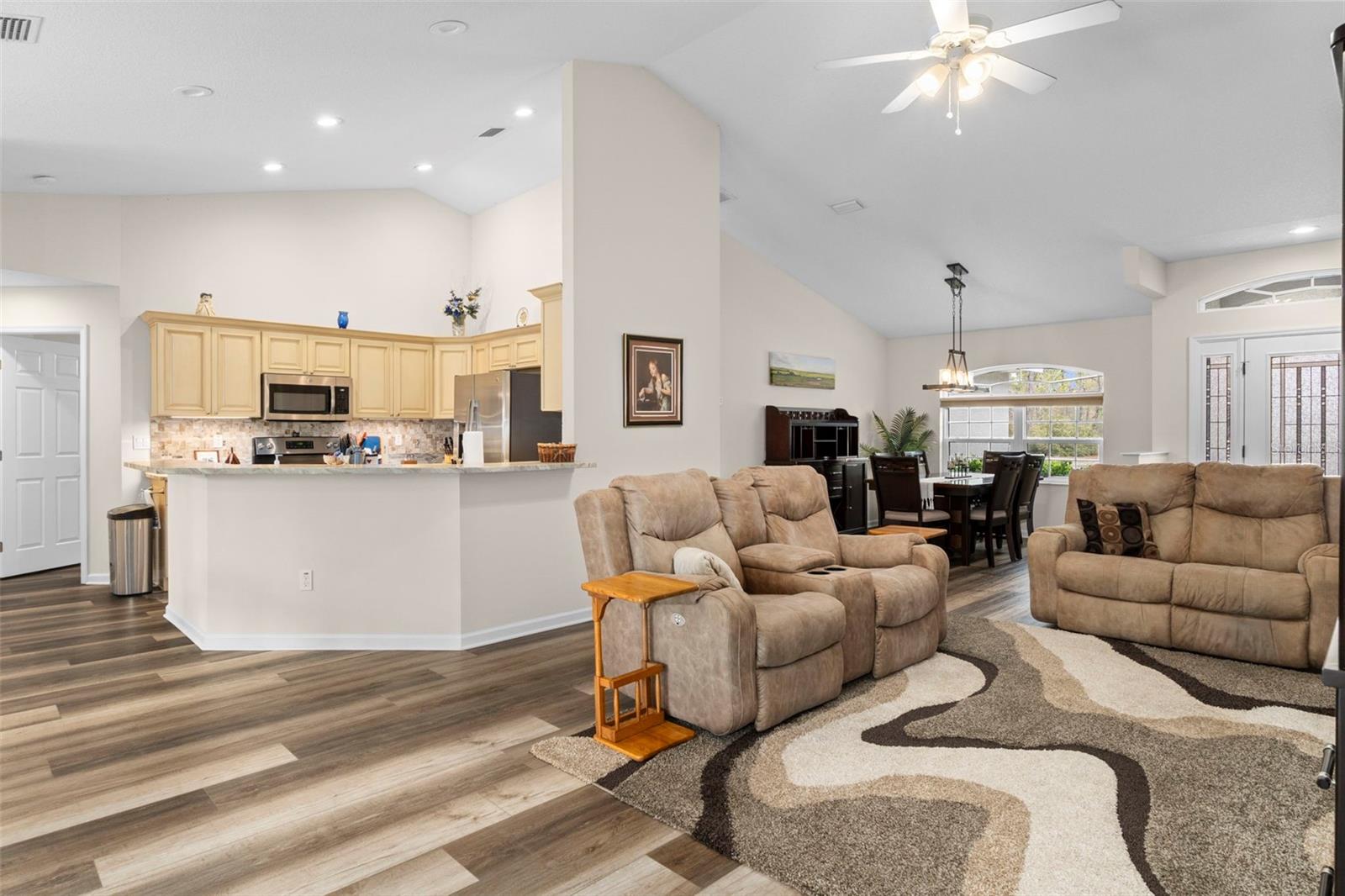 Image 7 of 47 For 3720 Citrus Springs Boulevard