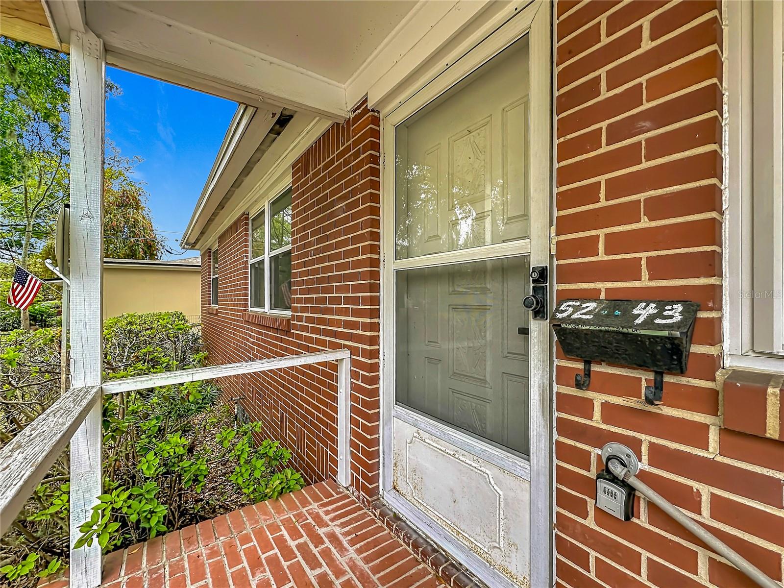 Image 10 of 47 For 5243 Poppy Drive