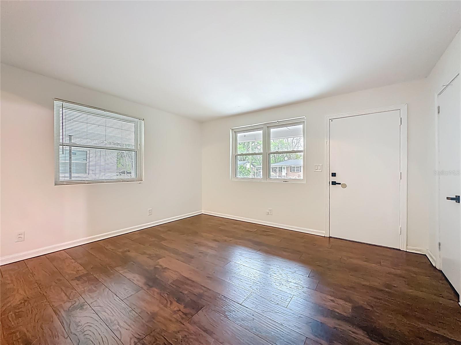 Image 14 of 47 For 5243 Poppy Drive