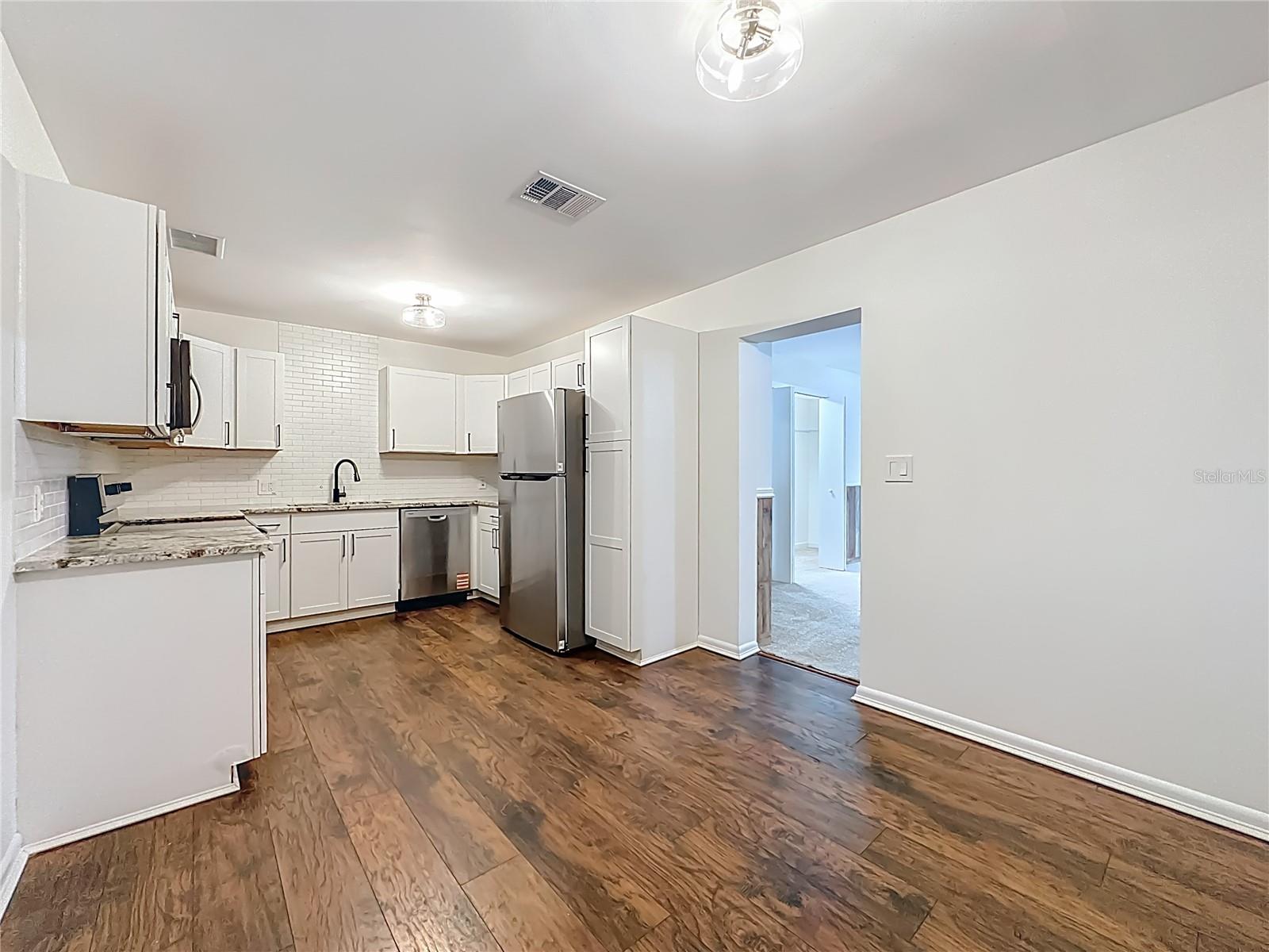 Image 15 of 47 For 5243 Poppy Drive