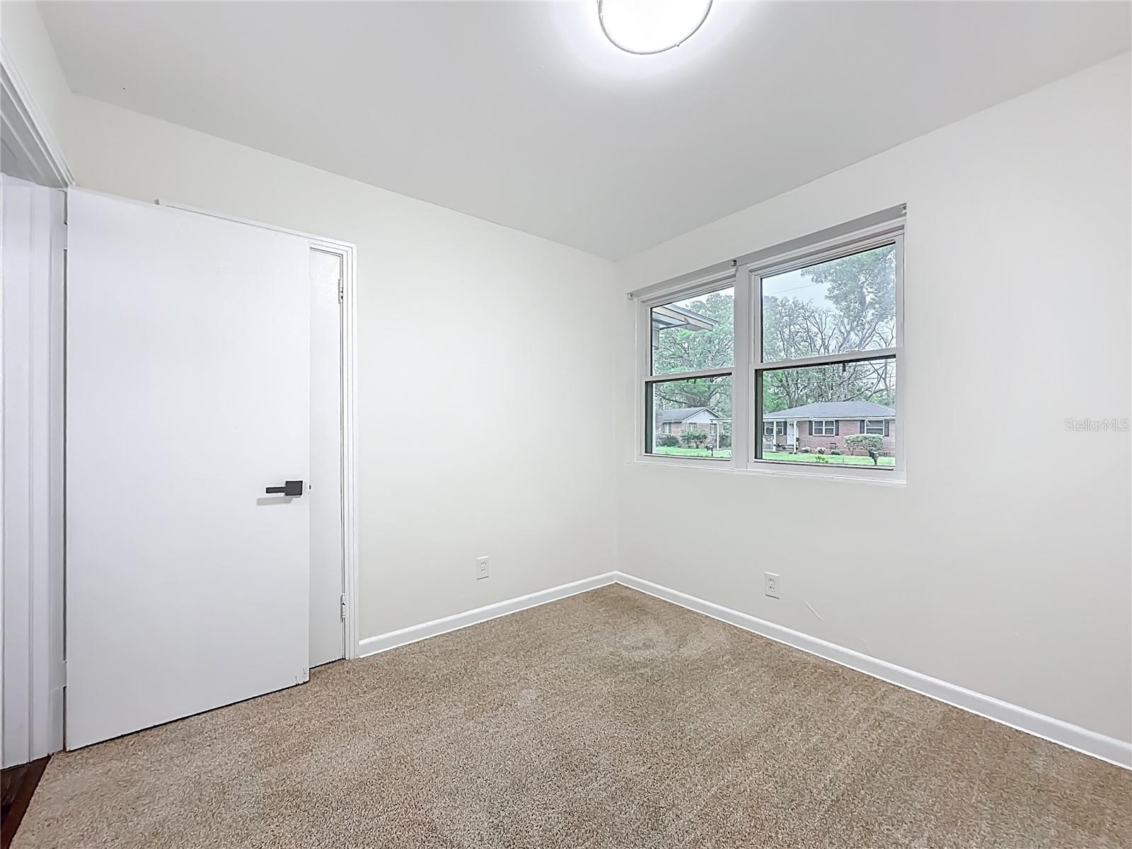 Image 24 of 47 For 5243 Poppy Drive