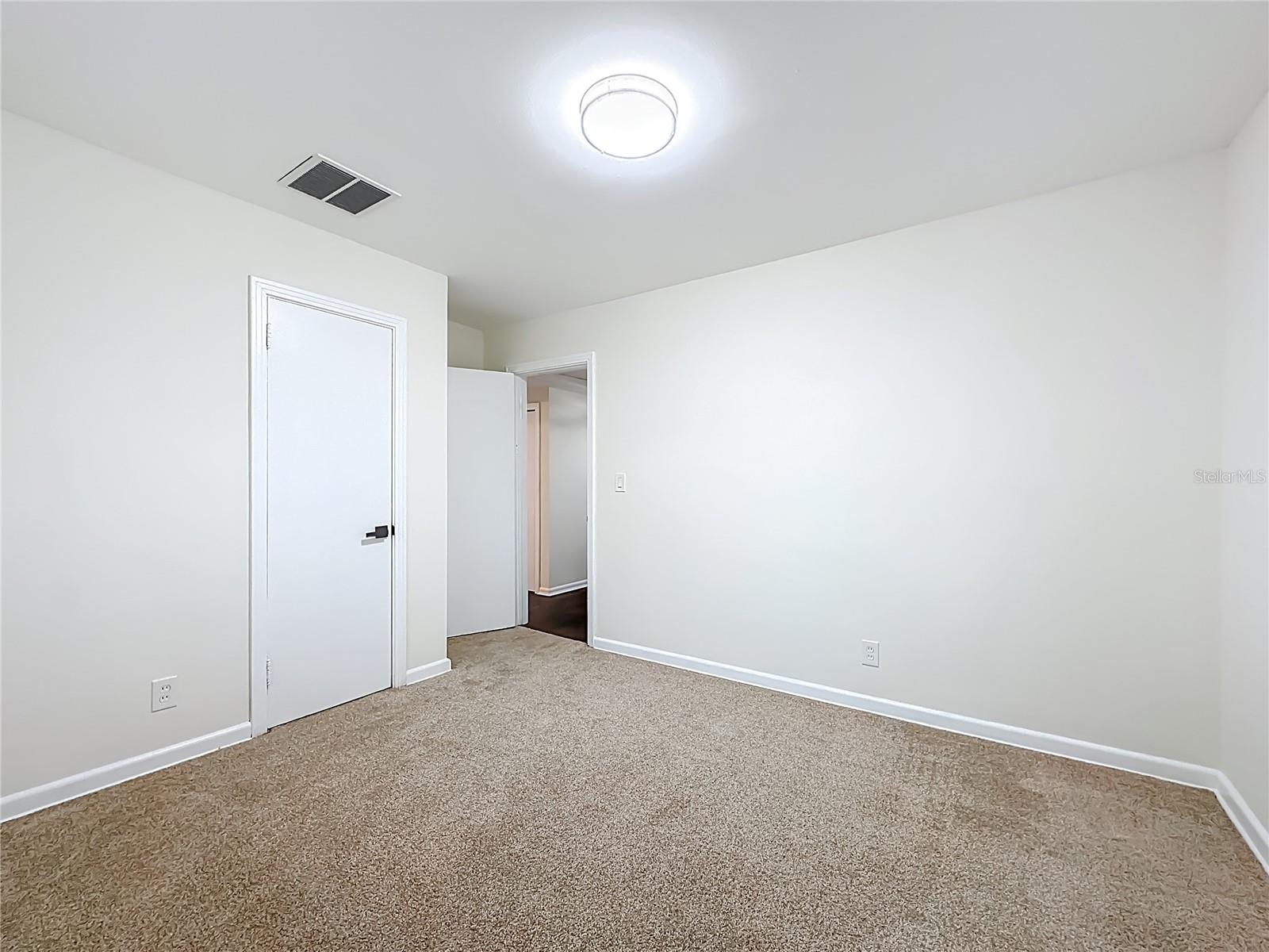 Image 28 of 47 For 5243 Poppy Drive