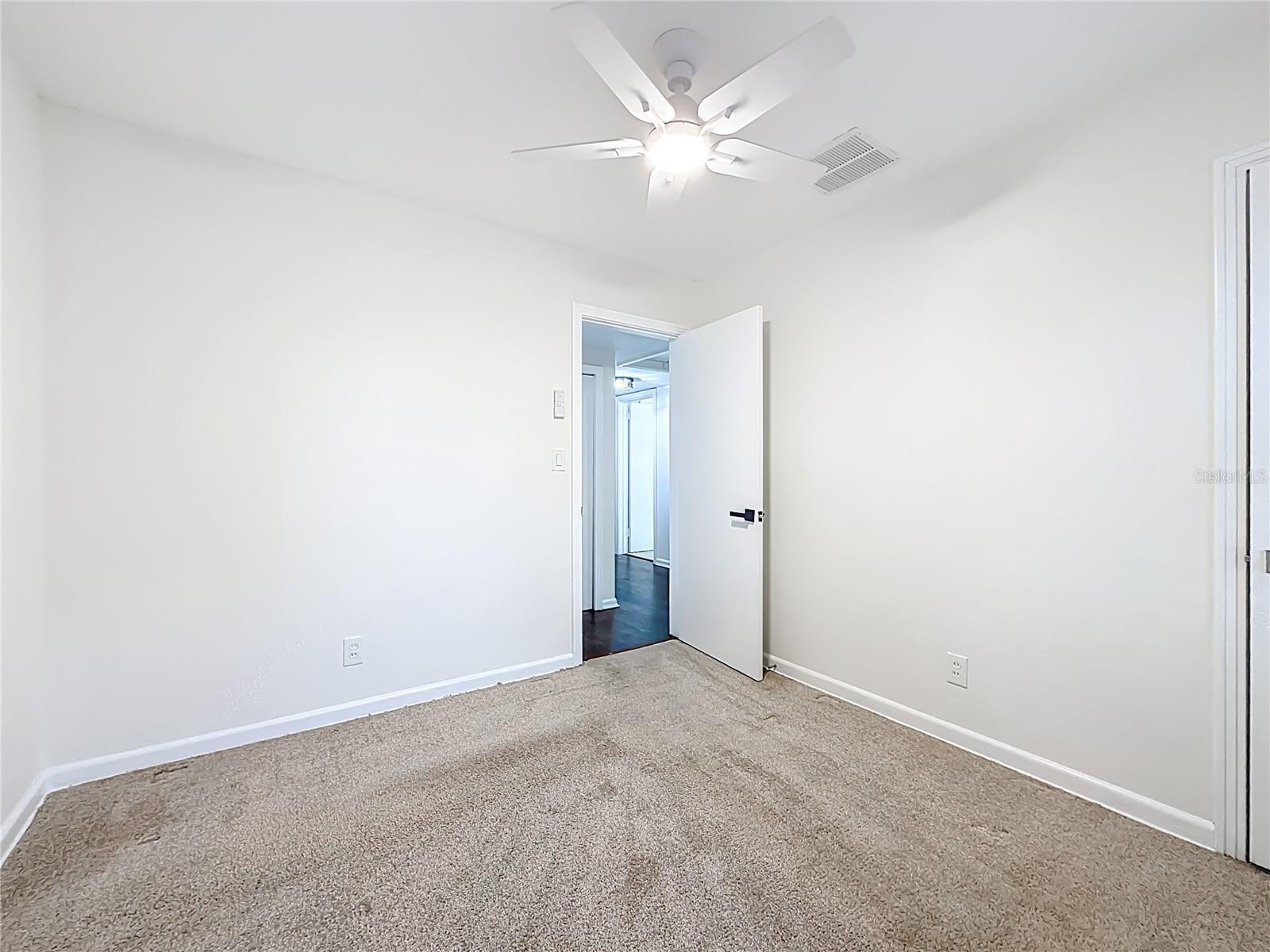 Image 31 of 47 For 5243 Poppy Drive