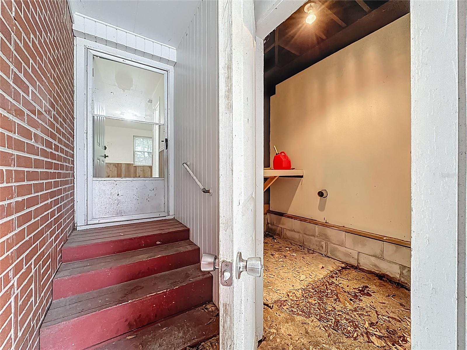 Image 41 of 47 For 5243 Poppy Drive