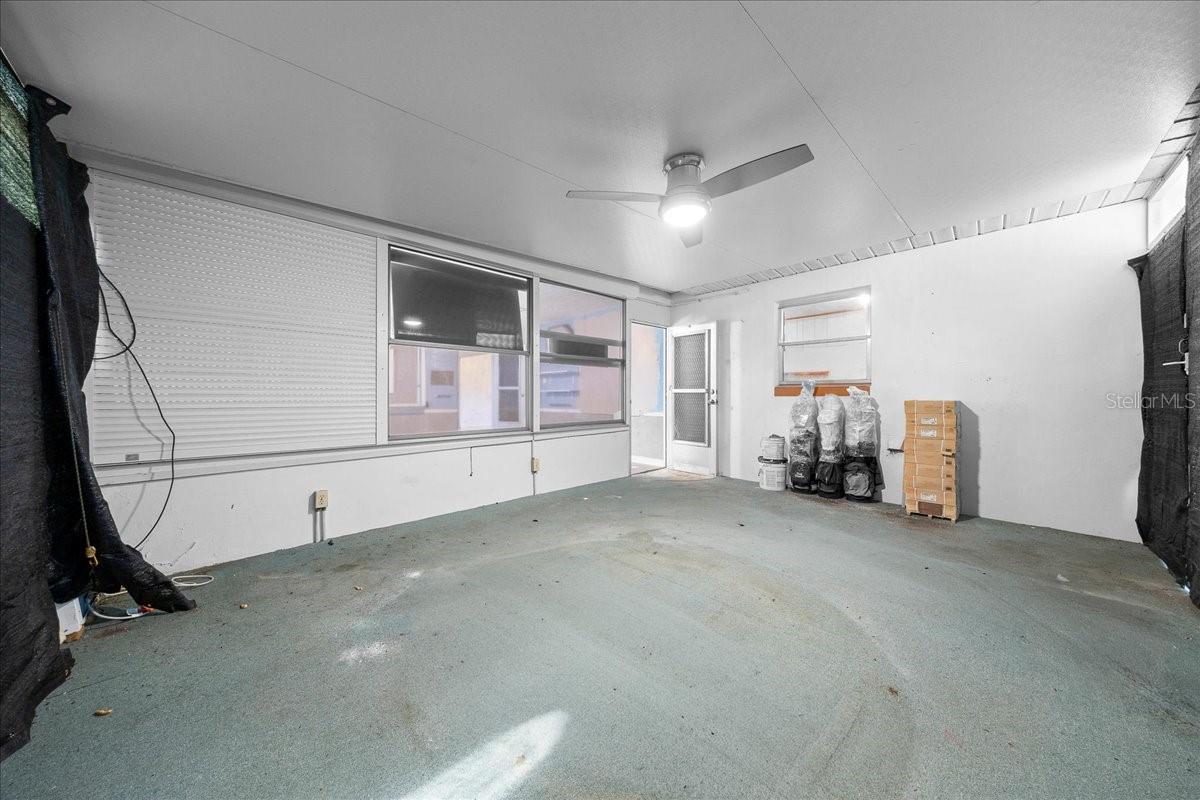 Image 23 of 35 For 82 Jeffery Street