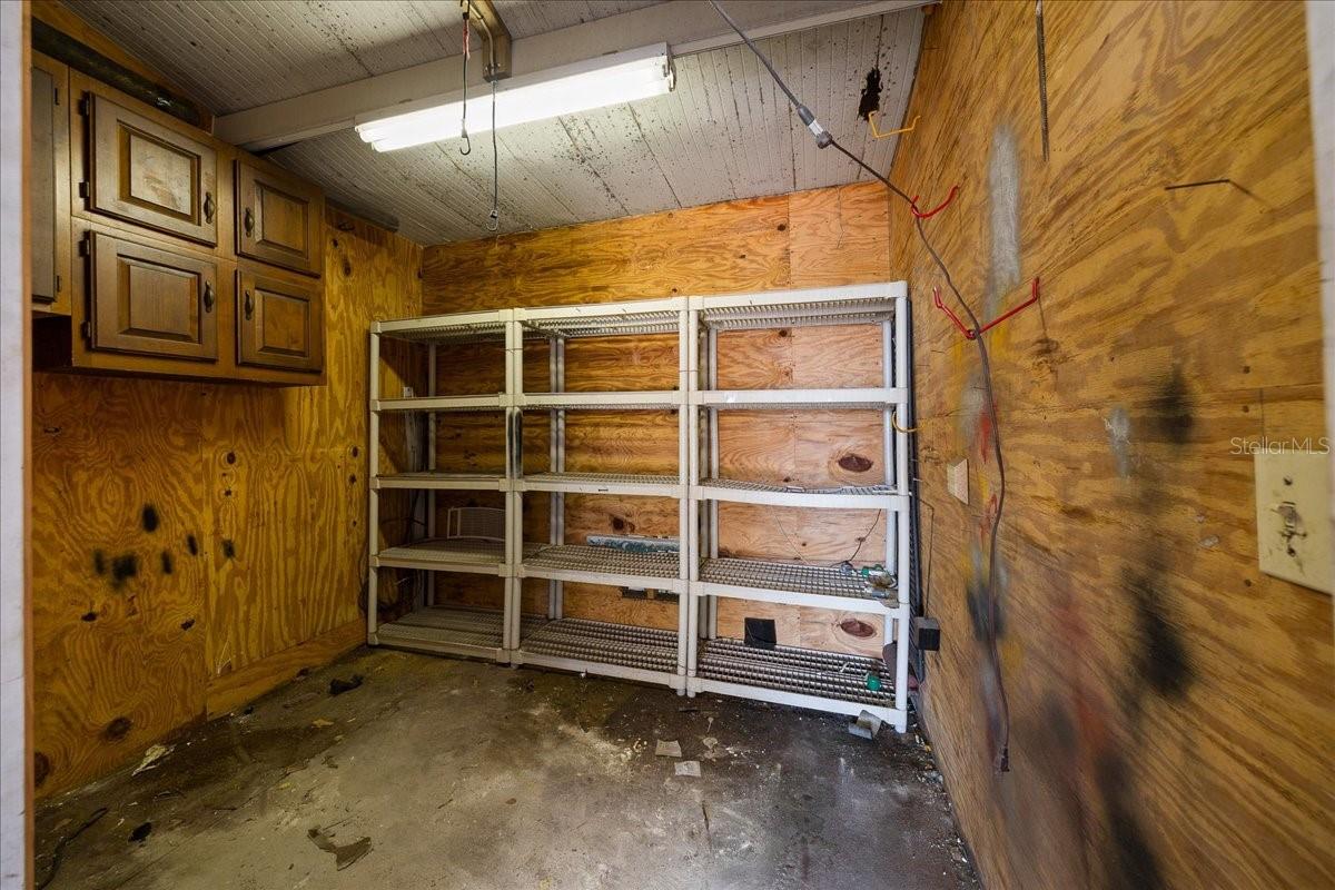 Image 34 of 35 For 82 Jeffery Street