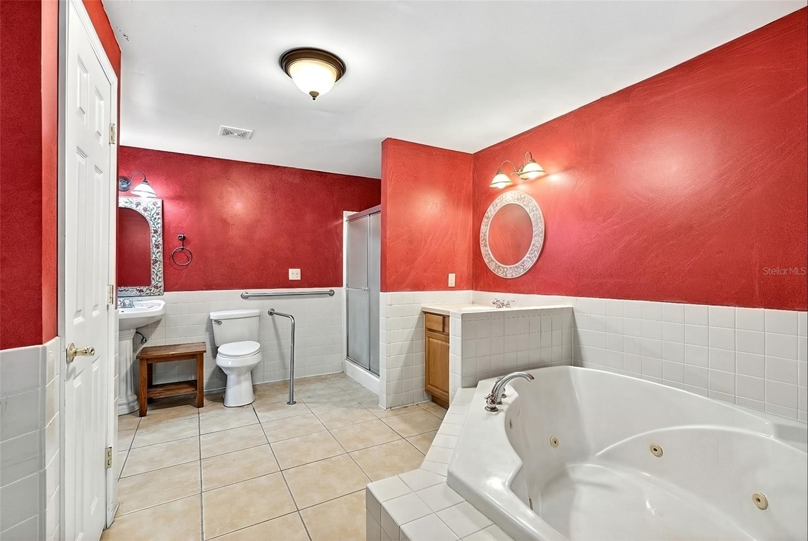 Image 13 of 45 For 14953 107th Avenue