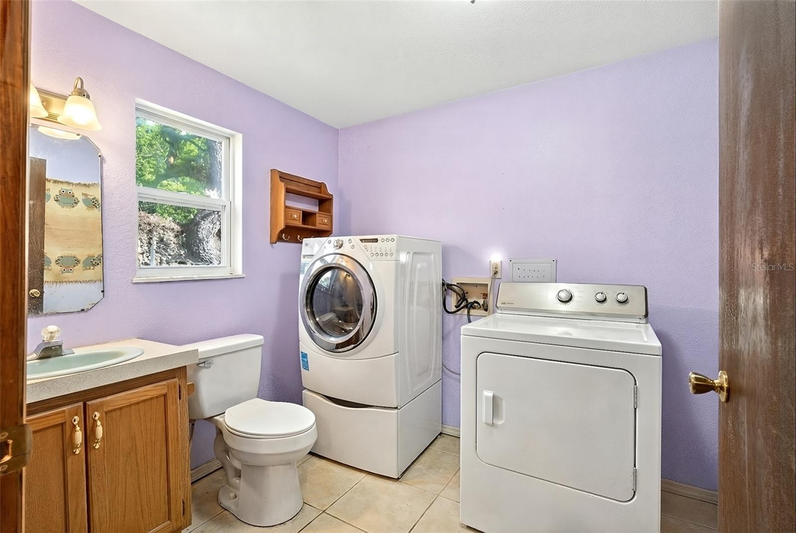 Image 16 of 45 For 14953 107th Avenue