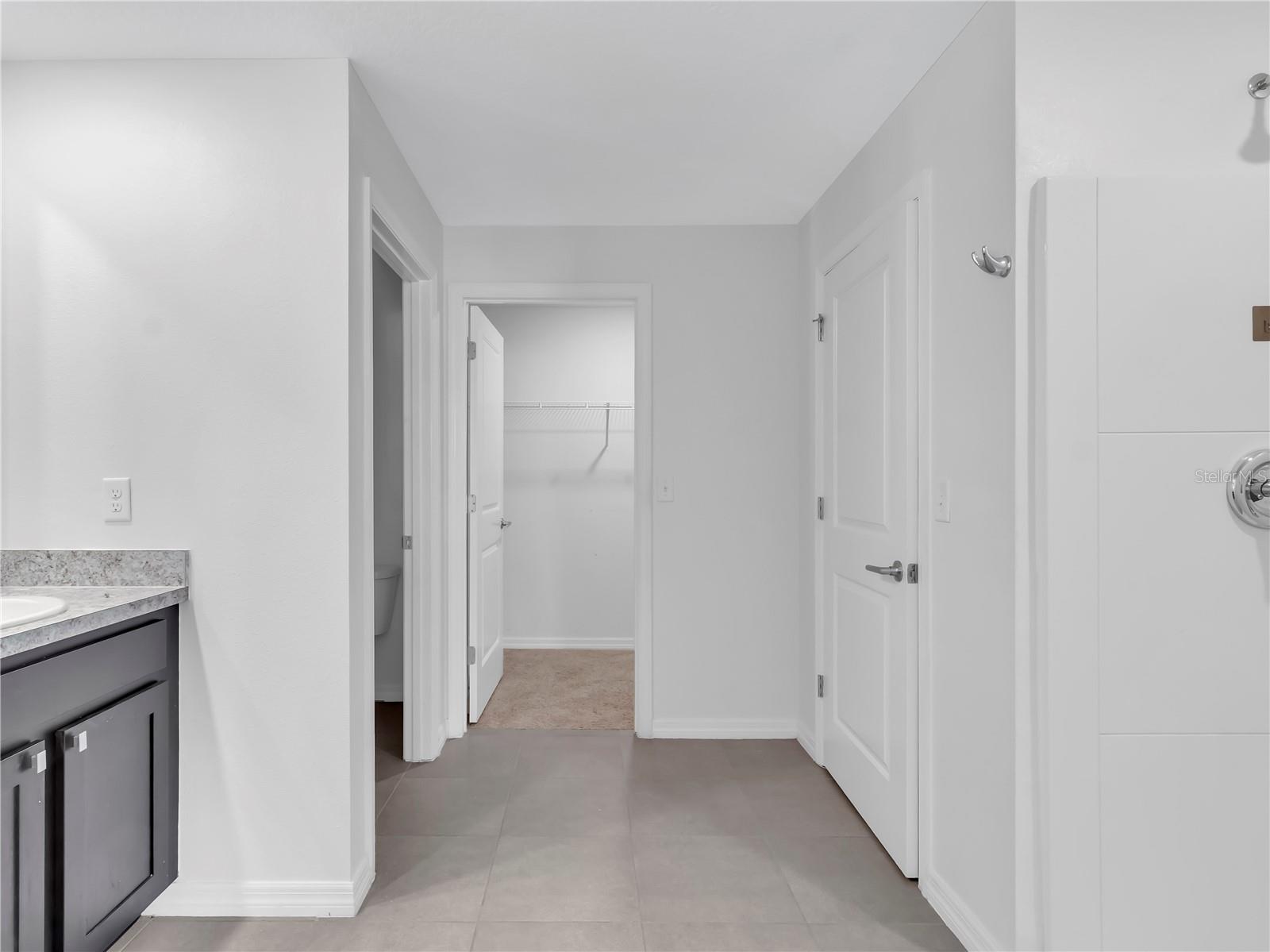 Image 12 of 23 For 602 Olive Conch Street