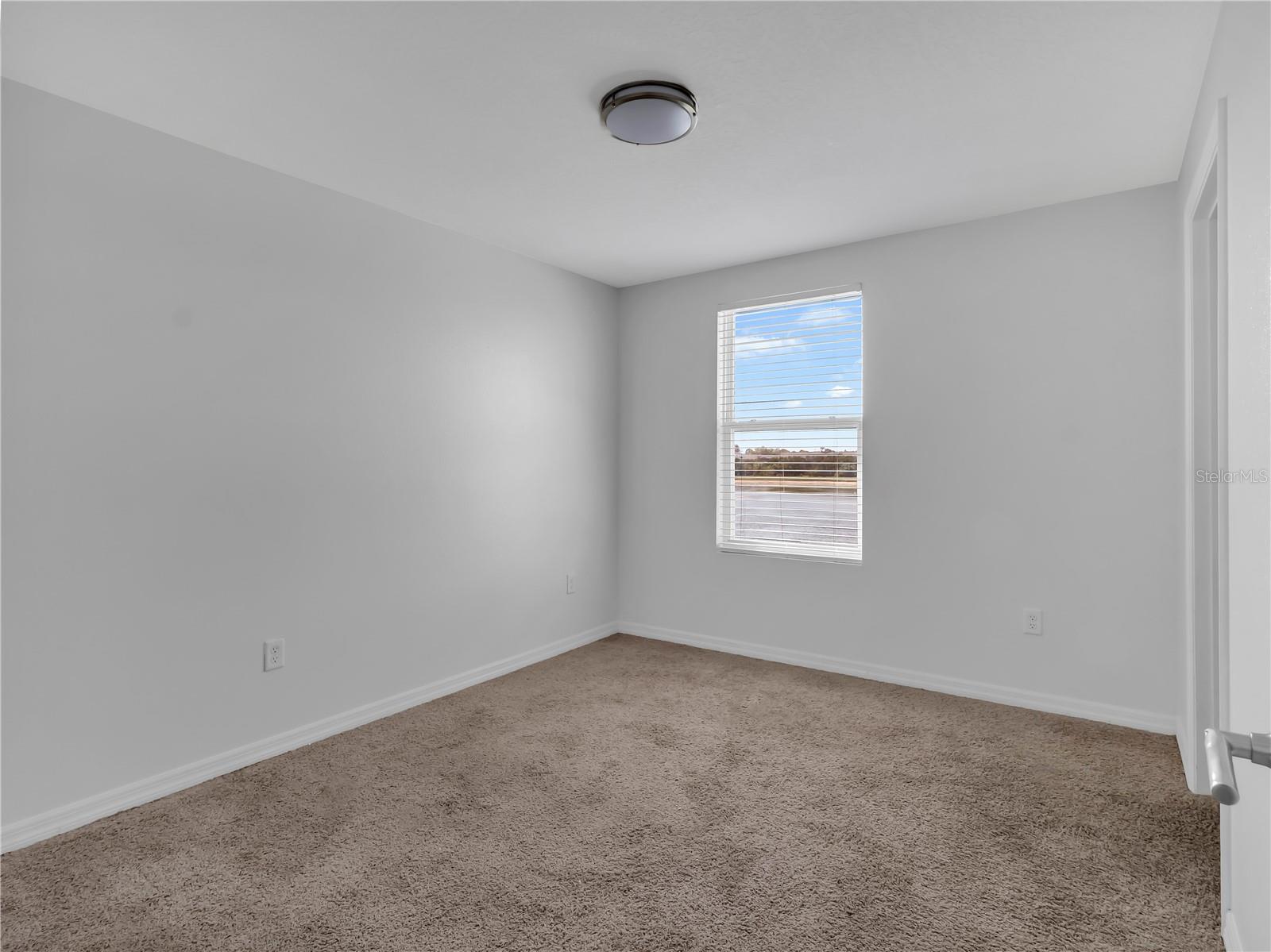 Image 18 of 23 For 602 Olive Conch Street