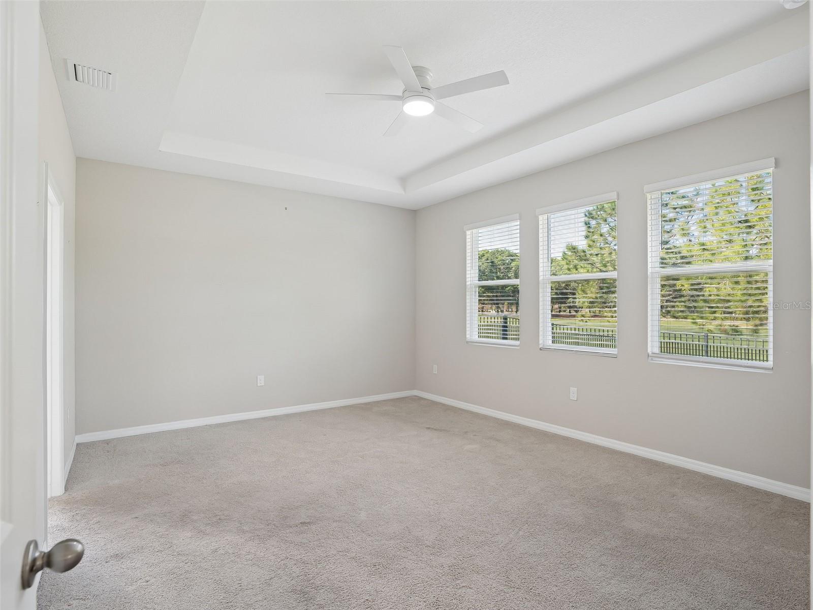 Image 14 of 47 For 4982 39th Loop