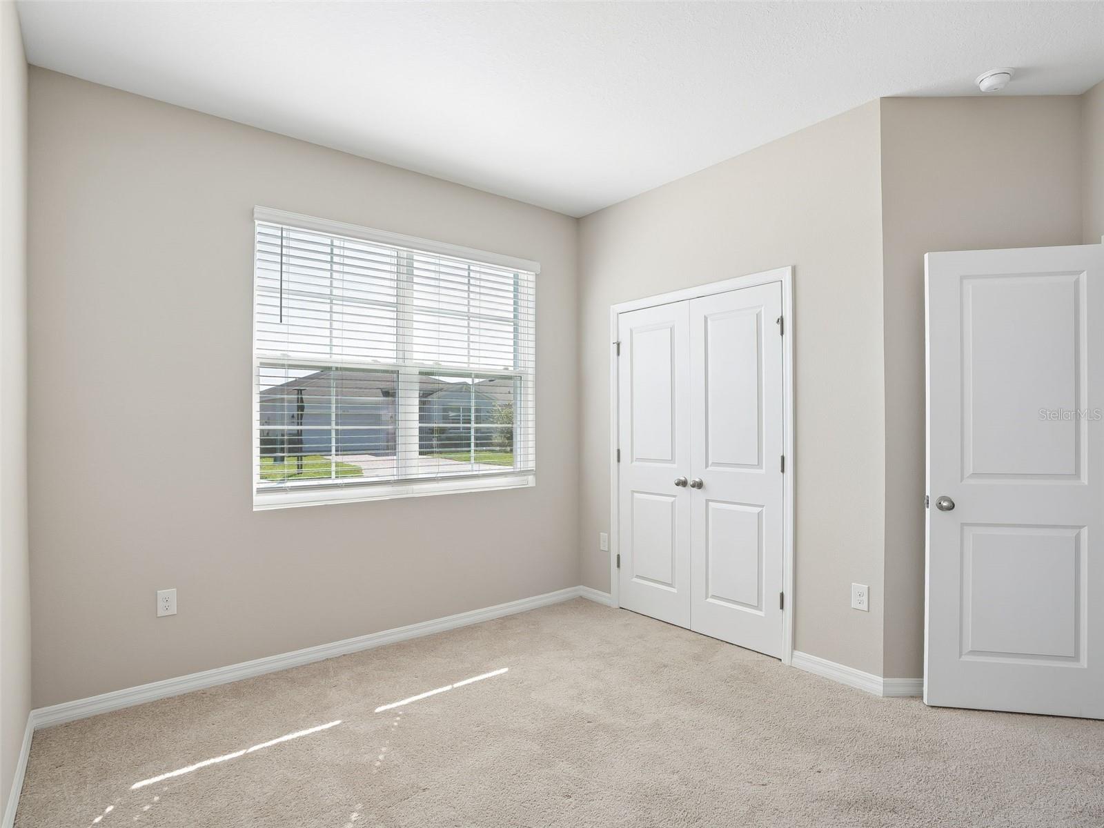 Image 26 of 47 For 4982 39th Loop