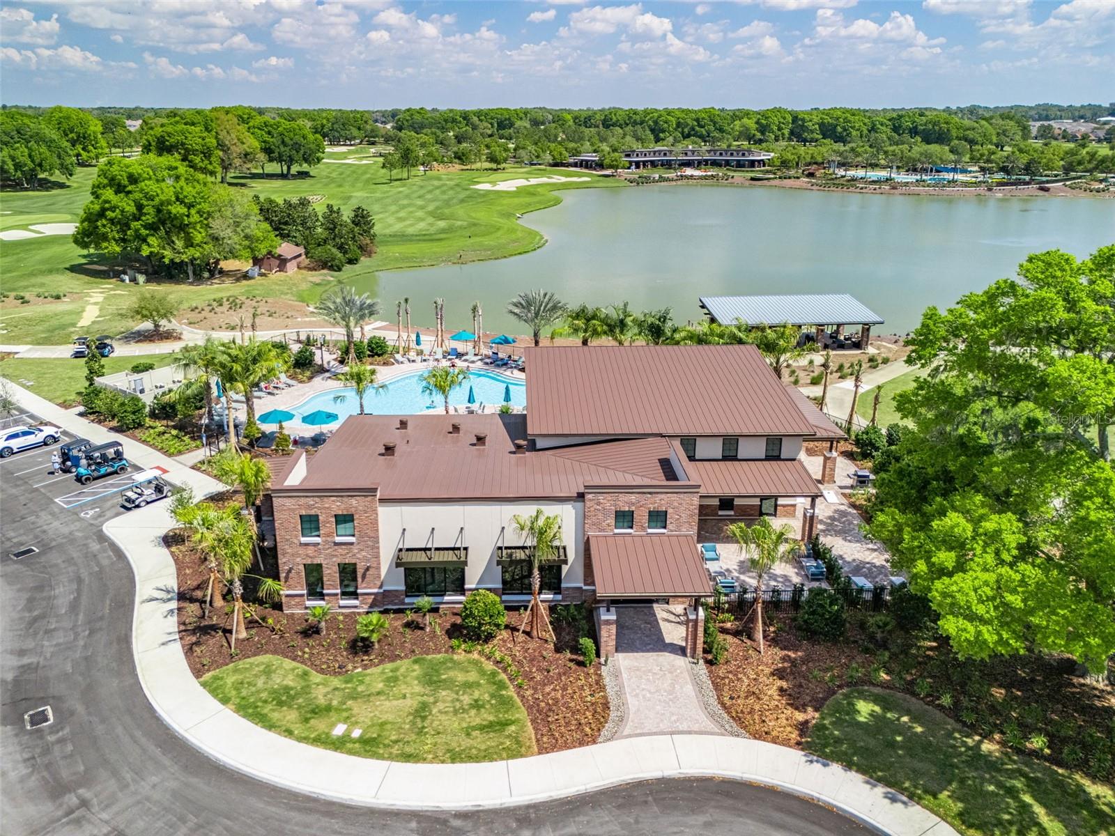 Image 37 of 47 For 4982 39th Loop