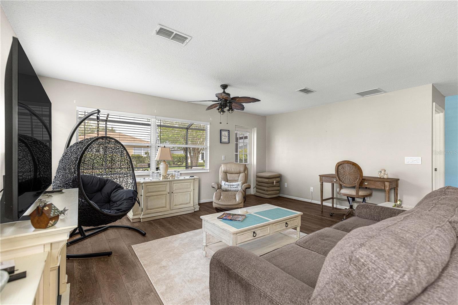 Image 15 of 39 For 9815 92nd Place Road