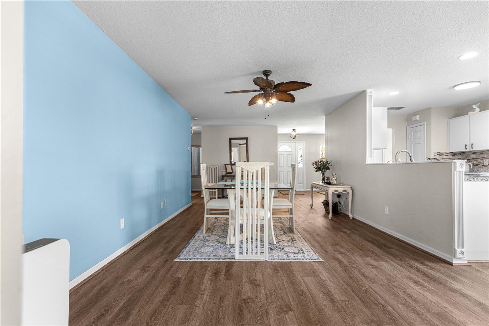 Image 18 of 39 For 9815 92nd Place Road