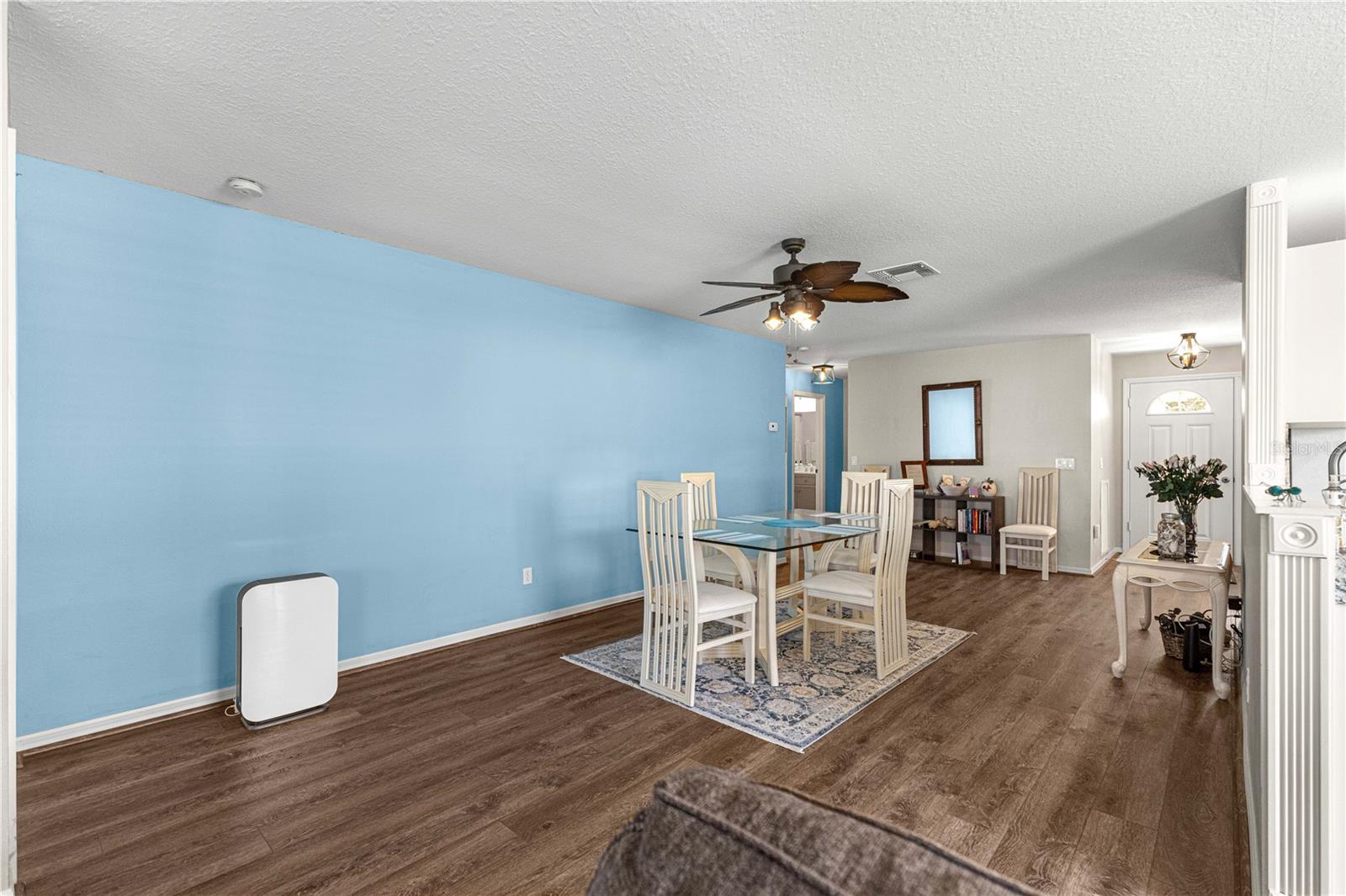 Image 19 of 39 For 9815 92nd Place Road