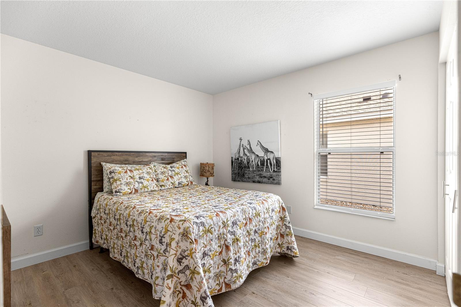 Image 20 of 39 For 9815 92nd Place Road