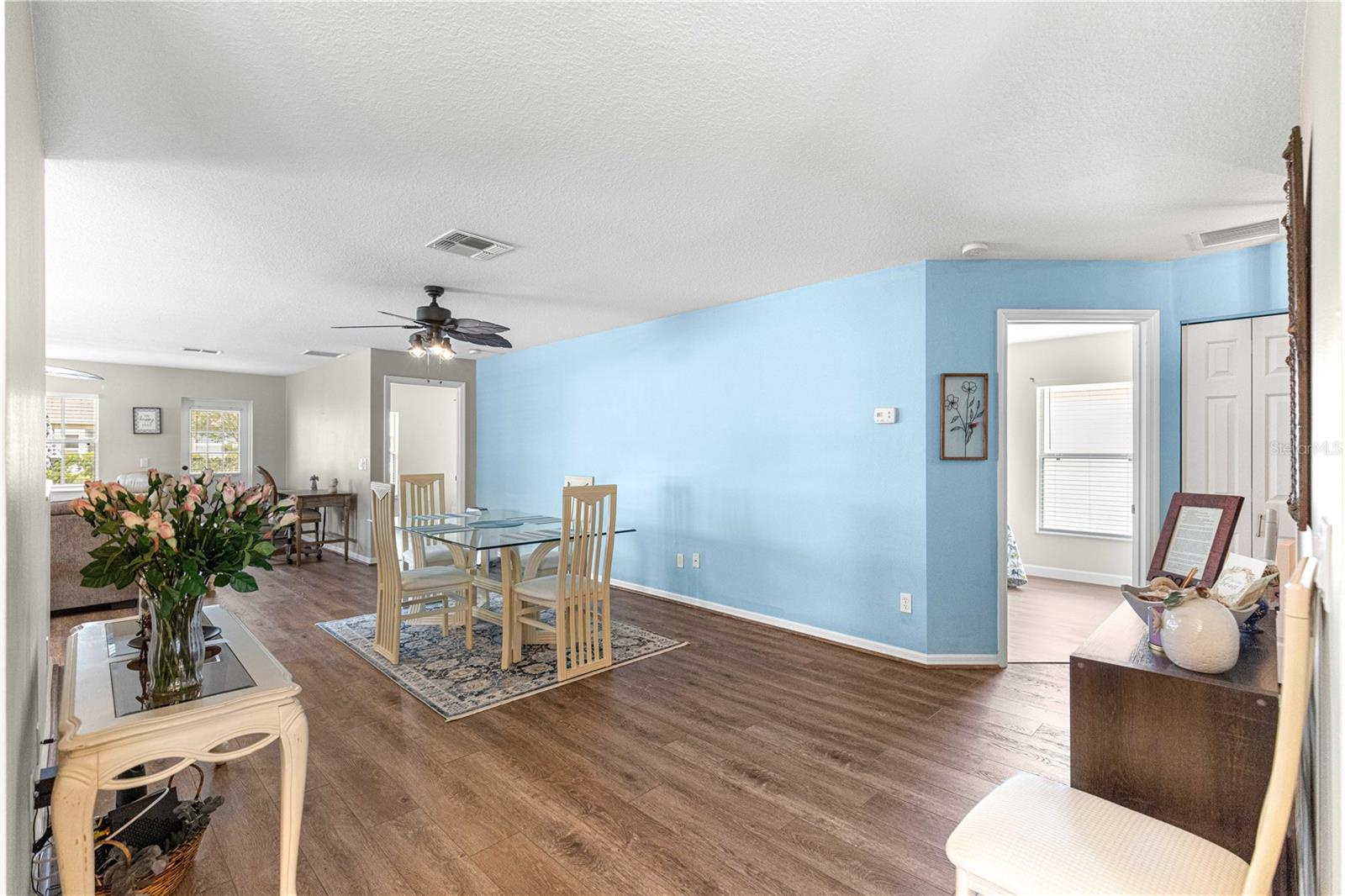 Image 24 of 39 For 9815 92nd Place Road