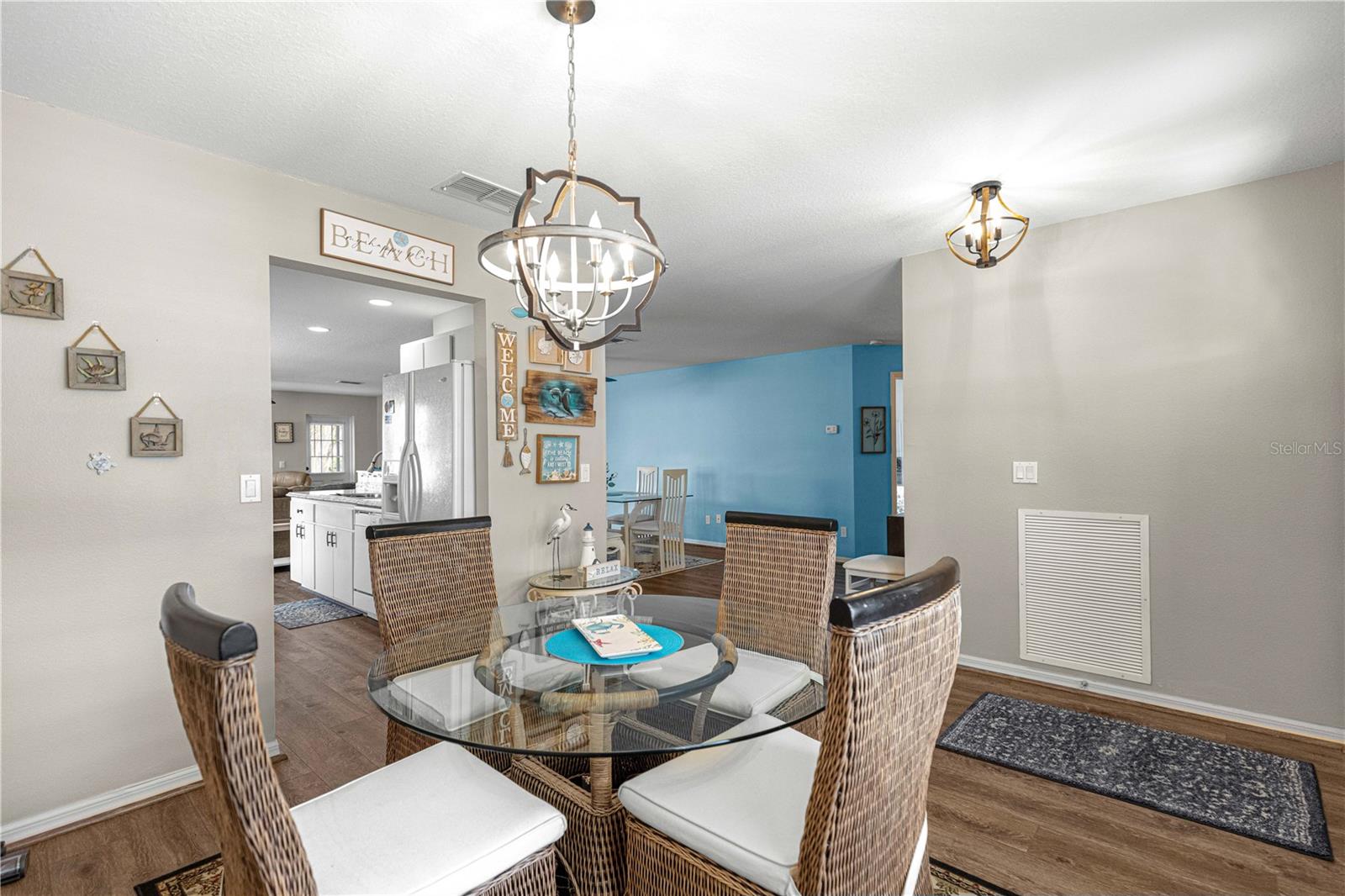 Image 9 of 39 For 9815 92nd Place Road